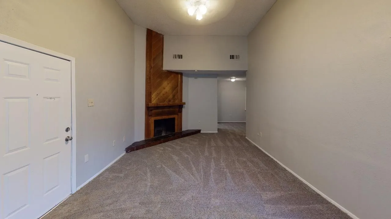 Condominium For Sale in Dallas County , 9696 Walnut Street 2013, Dallas, Texas 75243, 1 Bedroom, 1 Bathroom, Garage spaces, 730 Sqft, built in 1981, Price $55,000, mls#21340503, Real Estate Agent in Dallas, Homes For Sale in Dallas county, Homes For Sale in Dallas, Realtor in Dallas Texas, Real Estate Brokerage Independent Realty Texas, Luminita Cordes Realtor