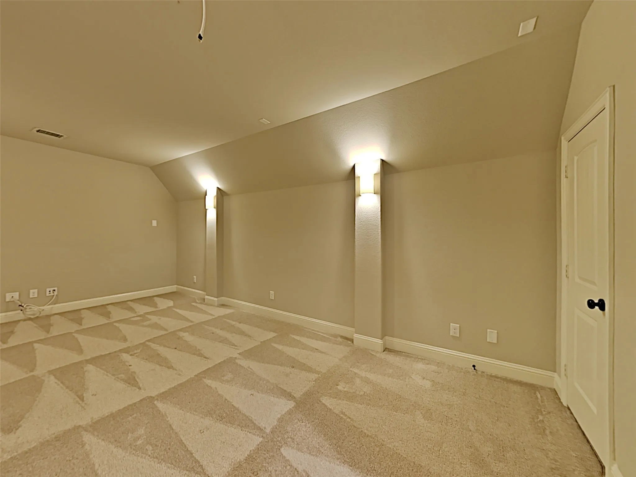 Single Family Residence For Rent in Tarrant County , 7017 Benjamin Way, Colleyville, Texas 76034, 4 Bedroom, 4 Bathroom, 3 Garage spaces, 3,501 Sqft, built in 2015, mls#21340358, Real Estate Agent in Colleyville, Homes For Rent in Tarrant county, Homes For Rent in Colleyville, Realtor in Colleyville Texas, Real Estate Brokerage Independent Realty Texas, Luminita Cordes Realtor