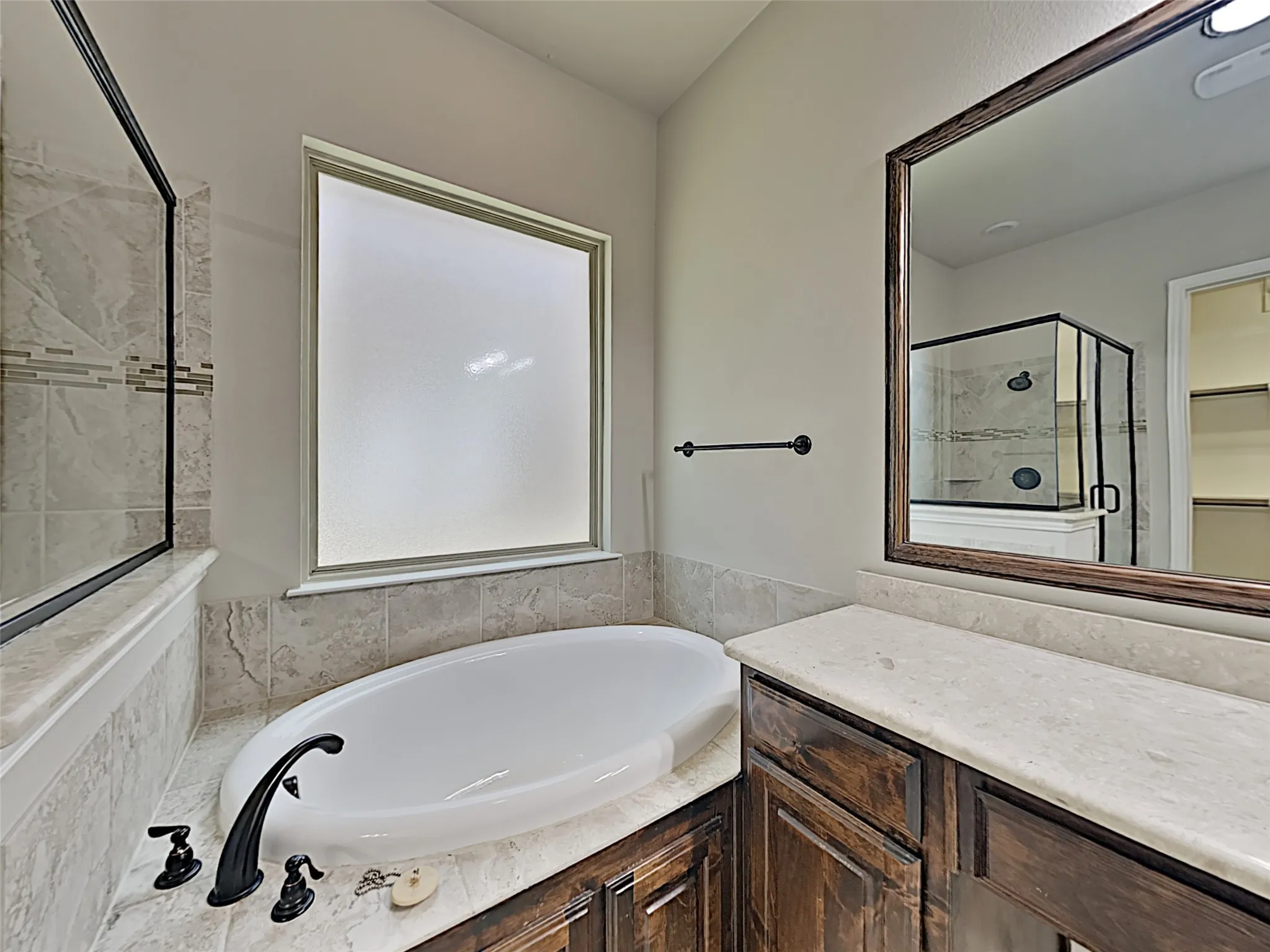 Single Family Residence For Rent in Tarrant County , 7017 Benjamin Way, Colleyville, Texas 76034, 4 Bedroom, 4 Bathroom, 3 Garage spaces, 3,501 Sqft, built in 2015, mls#21340358, Real Estate Agent in Colleyville, Homes For Rent in Tarrant county, Homes For Rent in Colleyville, Realtor in Colleyville Texas, Real Estate Brokerage Independent Realty Texas, Luminita Cordes Realtor