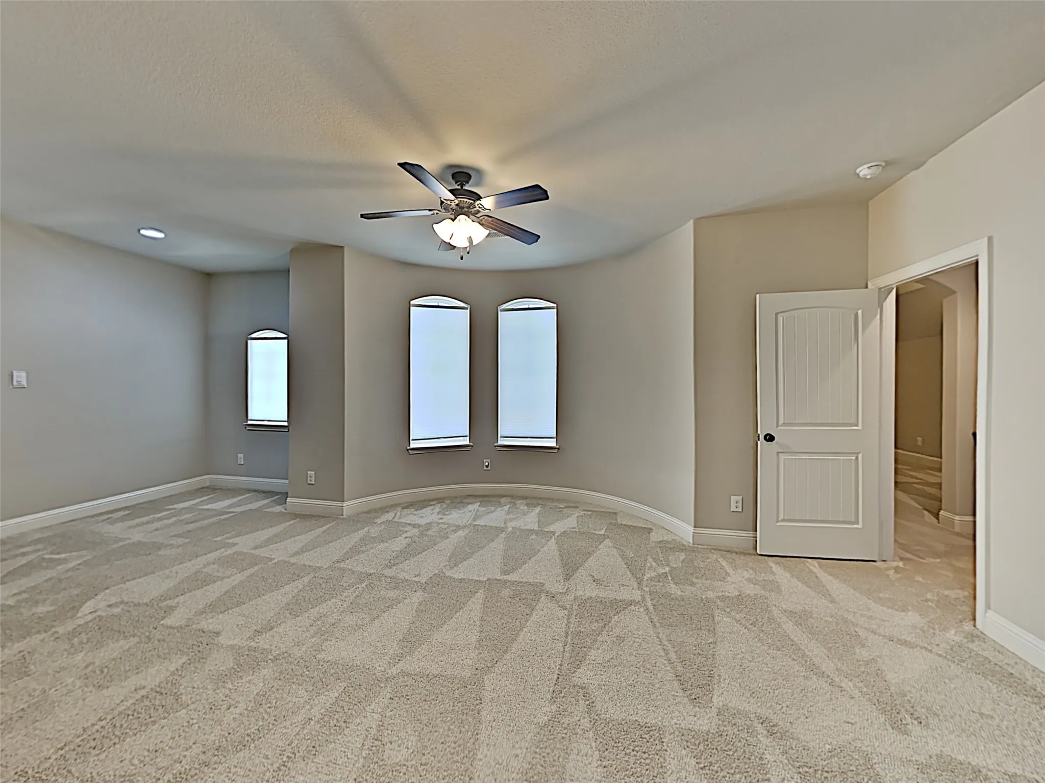 Single Family Residence For Rent in Tarrant County , 7017 Benjamin Way, Colleyville, Texas 76034, 4 Bedroom, 4 Bathroom, 3 Garage spaces, 3,501 Sqft, built in 2015, mls#21340358, Real Estate Agent in Colleyville, Homes For Rent in Tarrant county, Homes For Rent in Colleyville, Realtor in Colleyville Texas, Real Estate Brokerage Independent Realty Texas, Luminita Cordes Realtor