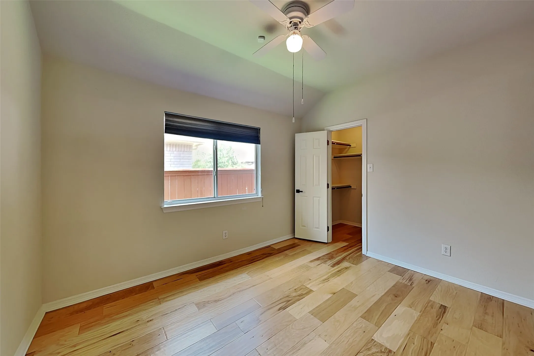 Single Family Residence For Rent in Denton County , 1716 Alpine Drive, Carrollton, Texas 75007, 3 Bedroom, 2 Bathroom, 2 Garage spaces, 2,021 Sqft, built in 1998, mls#21340357, Real Estate Agent in Carrollton, Homes For Rent in Denton county, Homes For Rent in Carrollton, Realtor in Carrollton Texas, Real Estate Brokerage Independent Realty Texas, Luminita Cordes Realtor