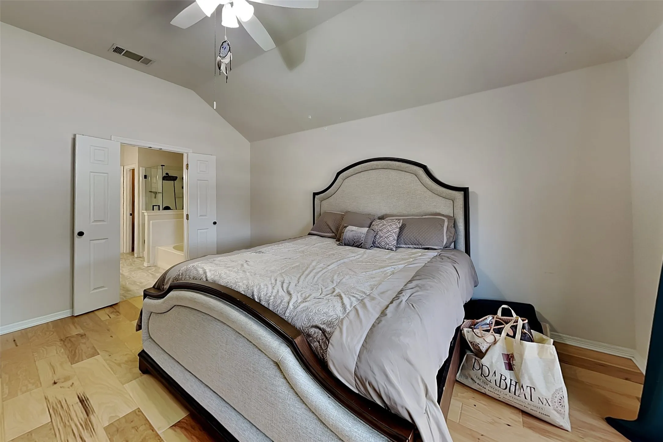 Single Family Residence For Rent in Denton County , 1716 Alpine Drive, Carrollton, Texas 75007, 3 Bedroom, 2 Bathroom, 2 Garage spaces, 2,021 Sqft, built in 1998, mls#21340357, Real Estate Agent in Carrollton, Homes For Rent in Denton county, Homes For Rent in Carrollton, Realtor in Carrollton Texas, Real Estate Brokerage Independent Realty Texas, Luminita Cordes Realtor