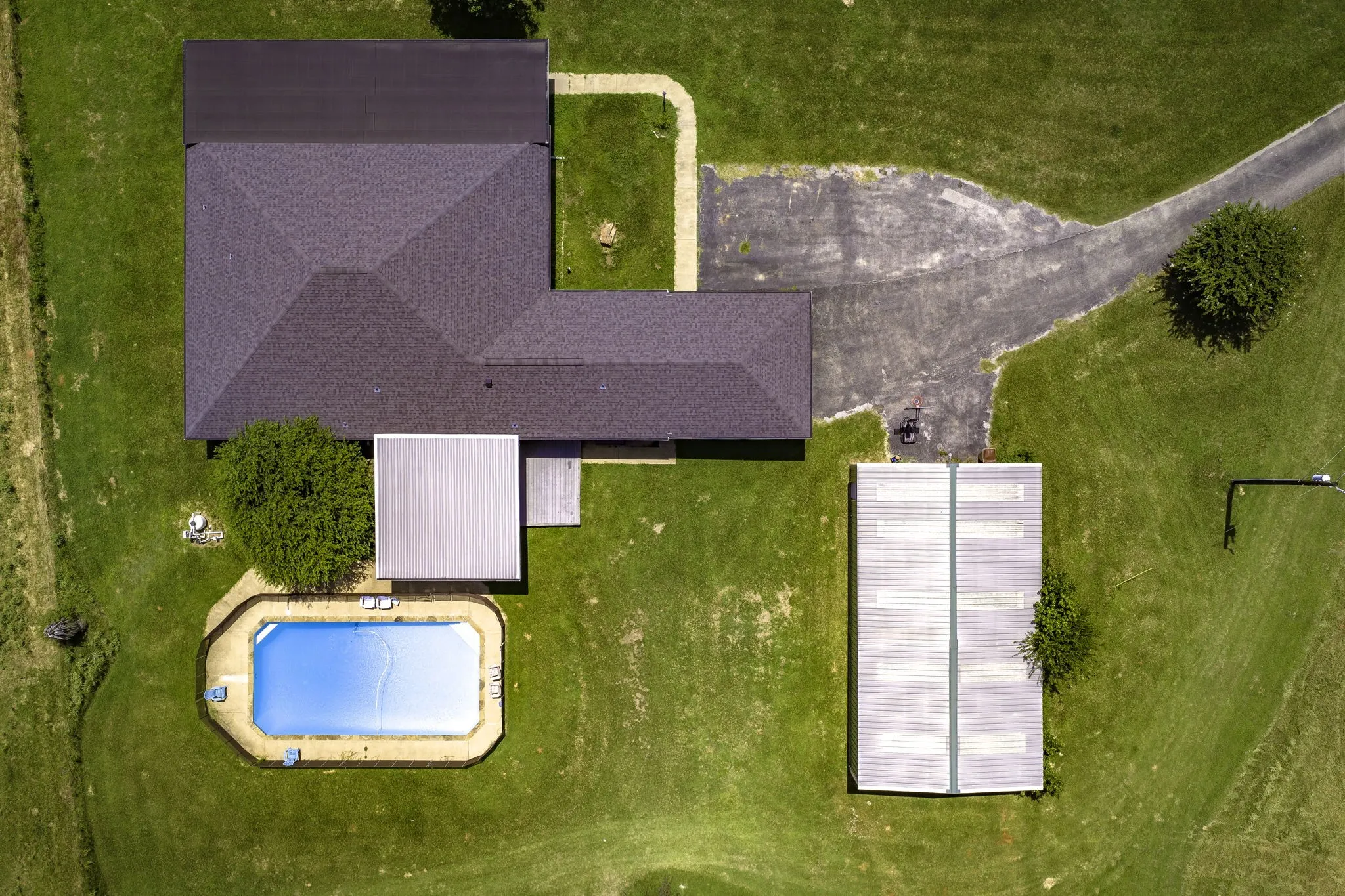 Single Family Residence For Sale in Anderson County , 804 AN County Road 164, Elkhart, Texas 75839, 4 Bedroom, 3 Bathroom, 1 Garage spaces, 2,730 Sqft, built in 2003, mls#21336942, Real Estate Agent in Elkhart, Homes For Sale in Anderson county, Homes For Sale in Elkhart, Realtor in Elkhart Texas, Real Estate Brokerage Independent Realty Texas, Luminita Cordes Realtor