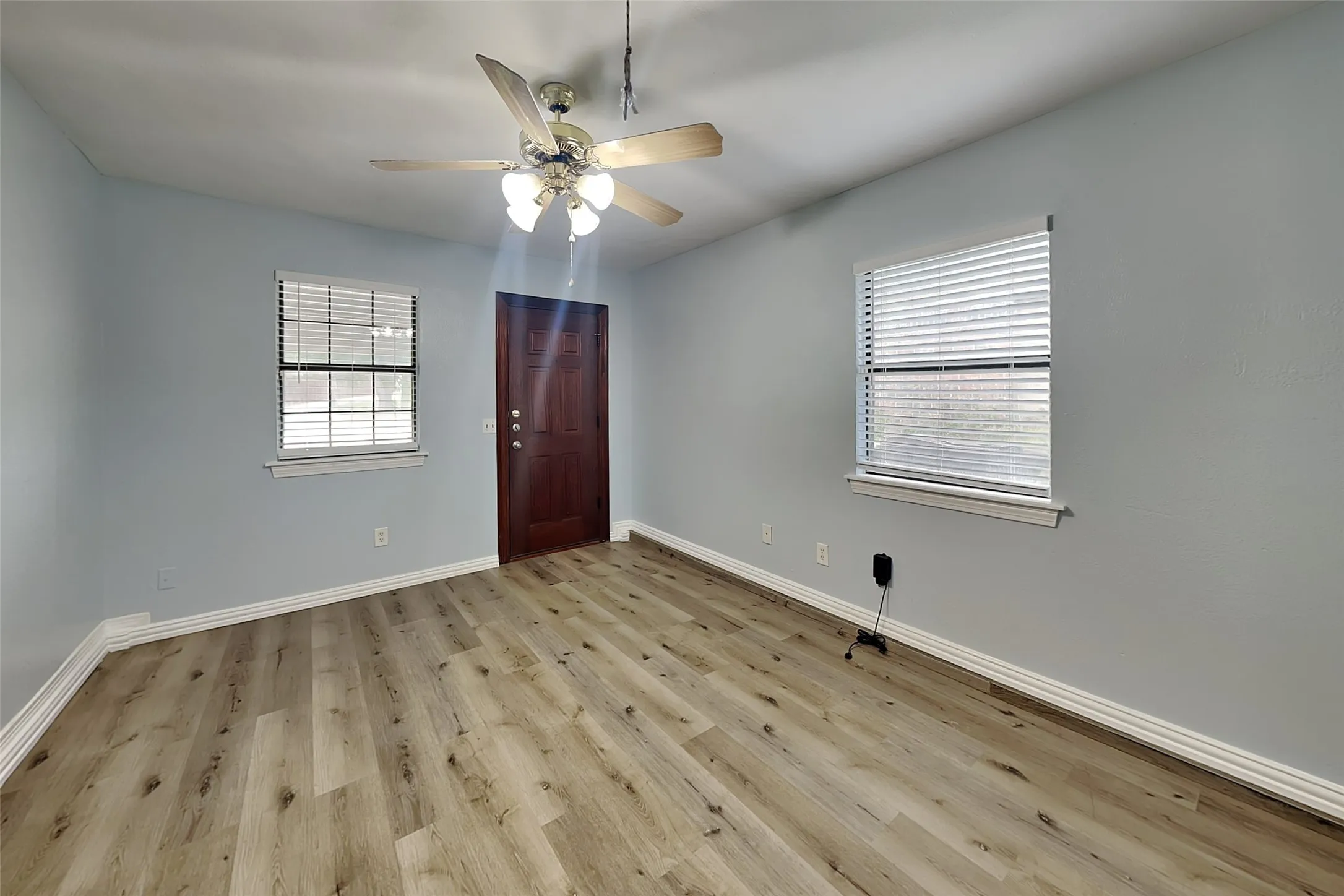 Single Family Residence For Rent in Collin County , 1913 Briarwood Drive, Plano, Texas 75074, 4 Bedroom, 2 Bathroom, Garage spaces, 1,277 Sqft, built in 1971, mls#21340355, Real Estate Agent in Plano, Homes For Rent in Collin county, Homes For Rent in Plano, Realtor in Plano Texas, Real Estate Brokerage Independent Realty Texas, Luminita Cordes Realtor
