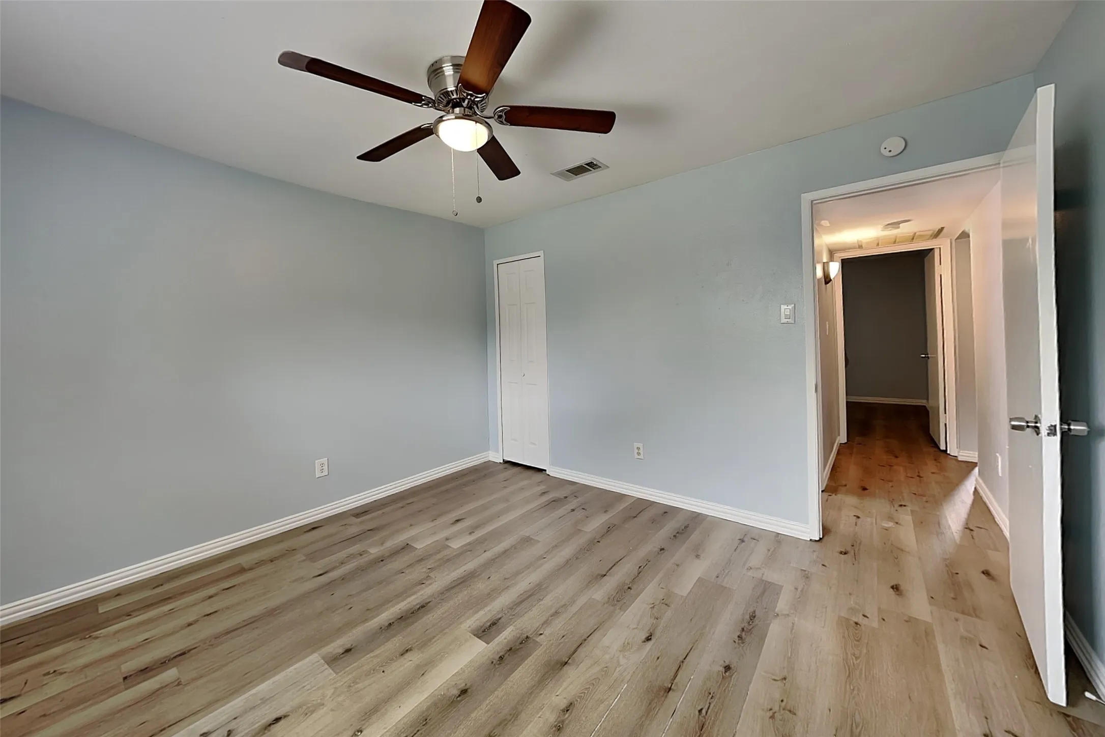 Single Family Residence For Rent in Collin County , 1913 Briarwood Drive, Plano, Texas 75074, 4 Bedroom, 2 Bathroom, Garage spaces, 1,277 Sqft, built in 1971, mls#21340355, Real Estate Agent in Plano, Homes For Rent in Collin county, Homes For Rent in Plano, Realtor in Plano Texas, Real Estate Brokerage Independent Realty Texas, Luminita Cordes Realtor