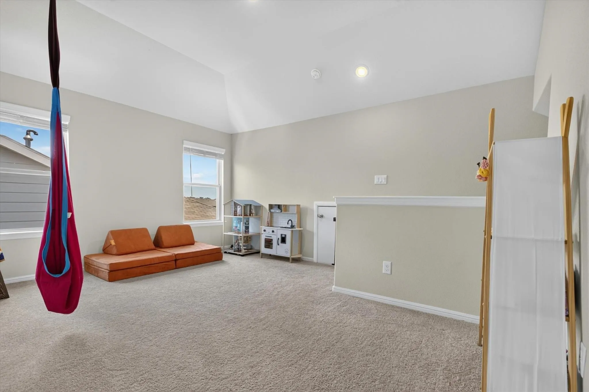 Single Family Residence For Rent in Hunt County , 1928 Blackbrush Drive, Royse City, Texas 75189, 4 Bedroom, 3 Bathroom, 2 Garage spaces, 2,367 Sqft, built in 2021, mls#21339953, Real Estate Agent in Royse City, Homes For Rent in Hunt county, Homes For Rent in Royse City, Realtor in Royse City Texas, Real Estate Brokerage Independent Realty Texas, Luminita Cordes Realtor