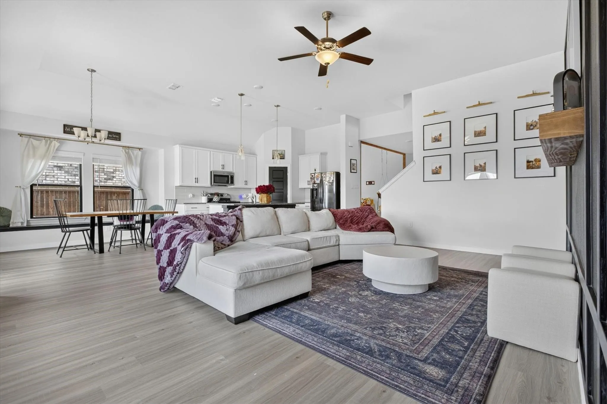 Single Family Residence For Rent in Hunt County , 1928 Blackbrush Drive, Royse City, Texas 75189, 4 Bedroom, 3 Bathroom, 2 Garage spaces, 2,367 Sqft, built in 2021, mls#21339953, Real Estate Agent in Royse City, Homes For Rent in Hunt county, Homes For Rent in Royse City, Realtor in Royse City Texas, Real Estate Brokerage Independent Realty Texas, Luminita Cordes Realtor