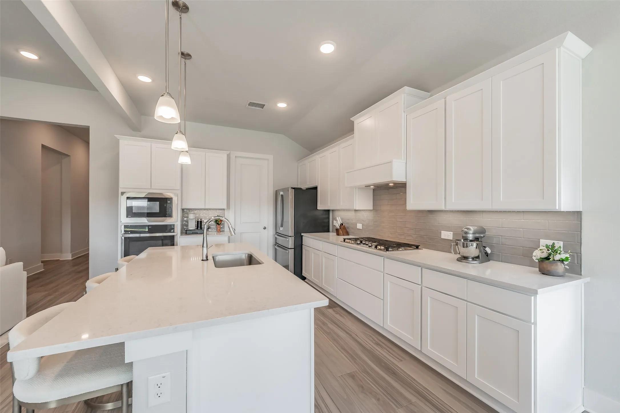 Single Family Residence For Sale in Tarrant County , 918 Hawthorn Lane, Mansfield, Texas 76063, 3 Bedroom, 3 Bathroom, 2 Garage spaces, 2,091 Sqft, built in 2023, mls#21339442, Real Estate Agent in Mansfield, Homes For Sale in Tarrant county, Homes For Sale in Mansfield, Realtor in Mansfield Texas, Real Estate Brokerage Independent Realty Texas, Luminita Cordes Realtor