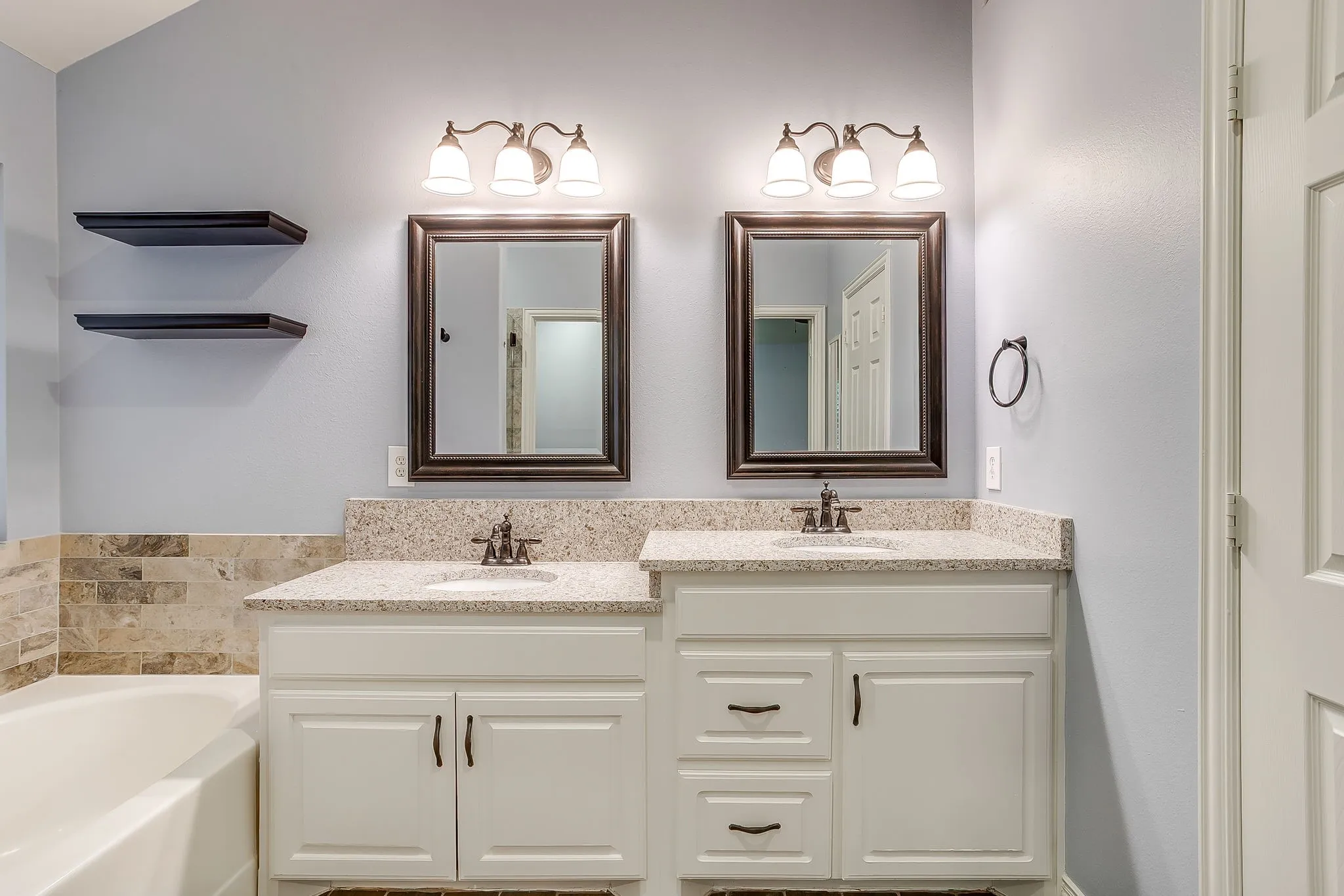 Updated Silestone counter tops