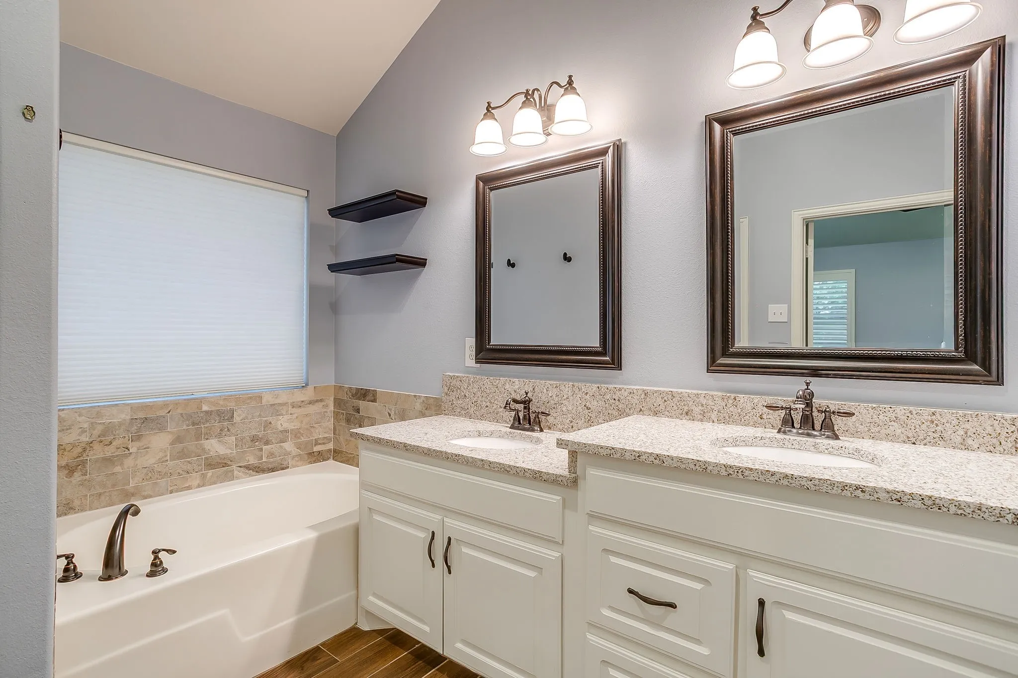 Single Family Residence For Sale in Denton County , 1409 Montevideo Court, Denton, Texas 76210, 4 Bedroom, 2 Bathroom, 2 Garage spaces, 2,379 Sqft, built in 2001, mls#21336383, Real Estate Agent in Denton, Homes For Sale in Denton county, Homes For Sale in Denton, Realtor in Denton Texas, Real Estate Brokerage Independent Realty Texas, Luminita Cordes Realtor