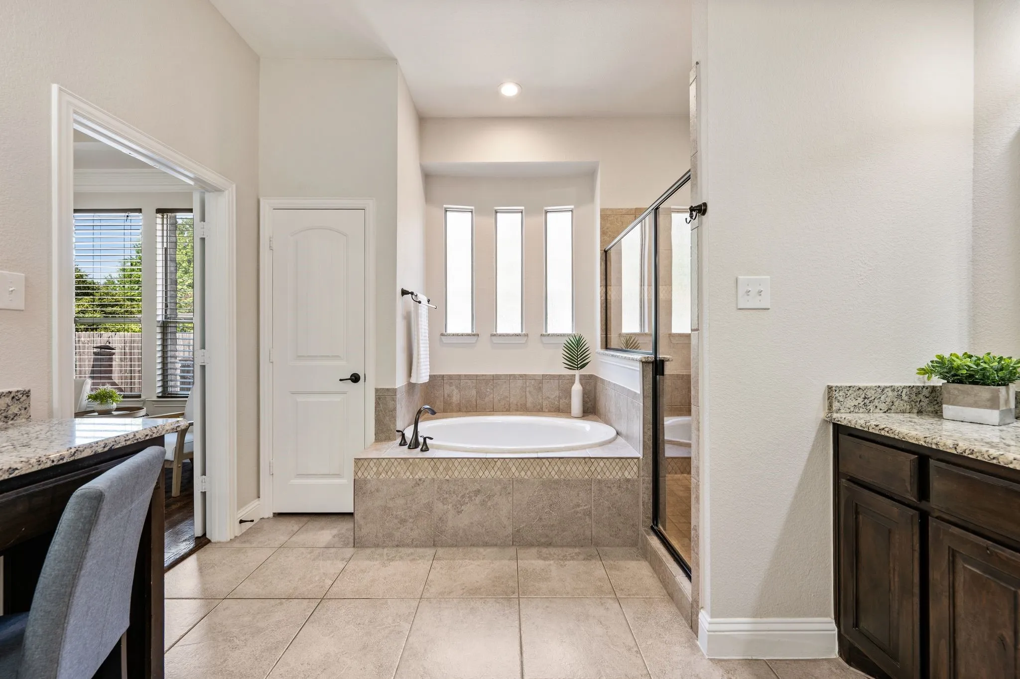 Single Family Residence For Sale in Tarrant County , 7216 E Nirvana Circle, North Richland Hills, Texas 76182, 4 Bedroom, 4 Bathroom, 3 Garage spaces, 3,002 Sqft, built in 2014, mls#21340490, Real Estate Agent in North Richland Hills, Homes For Sale in Tarrant county, Homes For Sale in North Richland Hills, Realtor in North Richland Hills Texas, Real Estate Brokerage Independent Realty Texas, Luminita Cordes Realtor