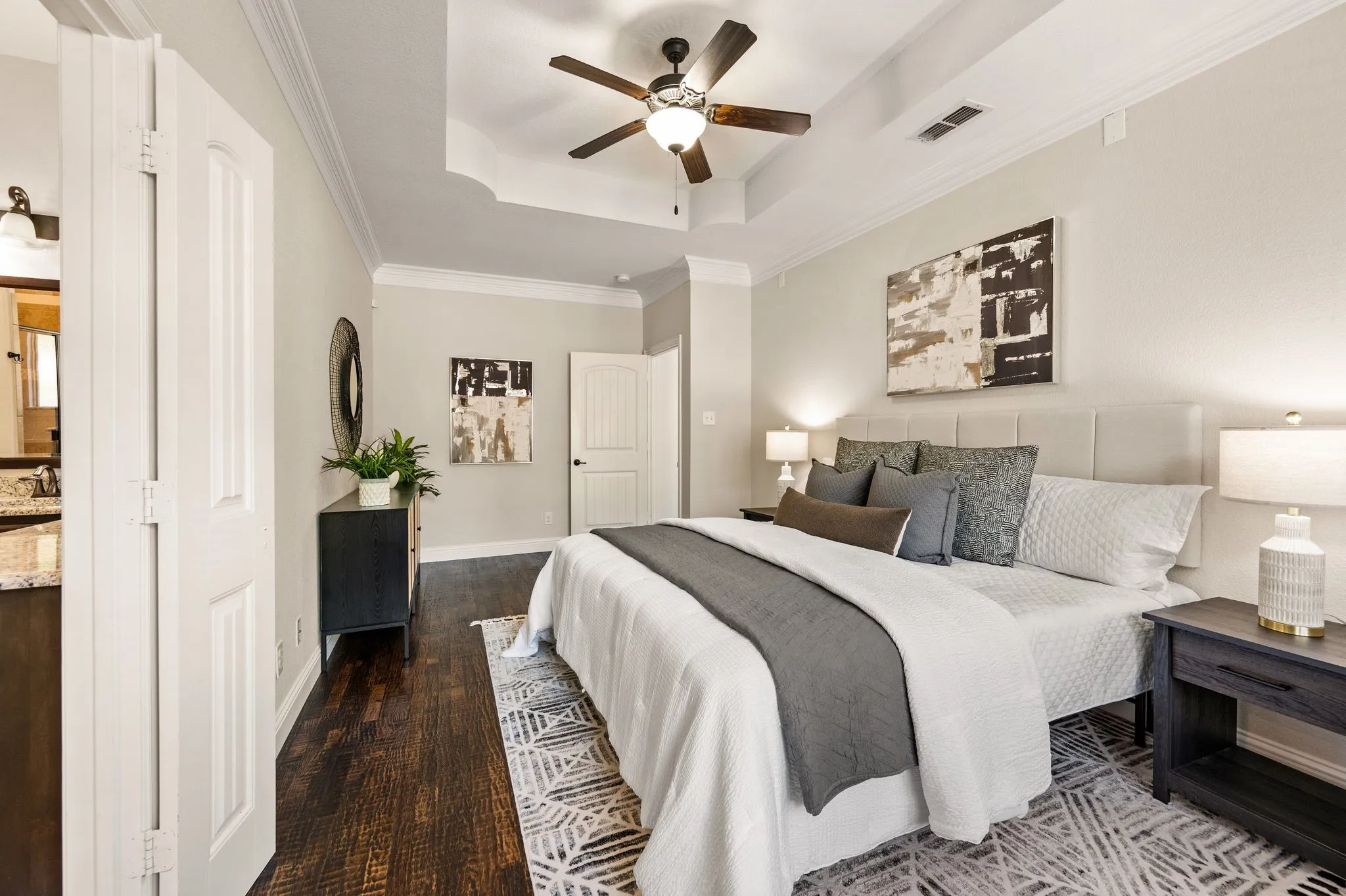 Single Family Residence For Sale in Tarrant County , 7216 E Nirvana Circle, North Richland Hills, Texas 76182, 4 Bedroom, 4 Bathroom, 3 Garage spaces, 3,002 Sqft, built in 2014, mls#21340490, Real Estate Agent in North Richland Hills, Homes For Sale in Tarrant county, Homes For Sale in North Richland Hills, Realtor in North Richland Hills Texas, Real Estate Brokerage Independent Realty Texas, Luminita Cordes Realtor