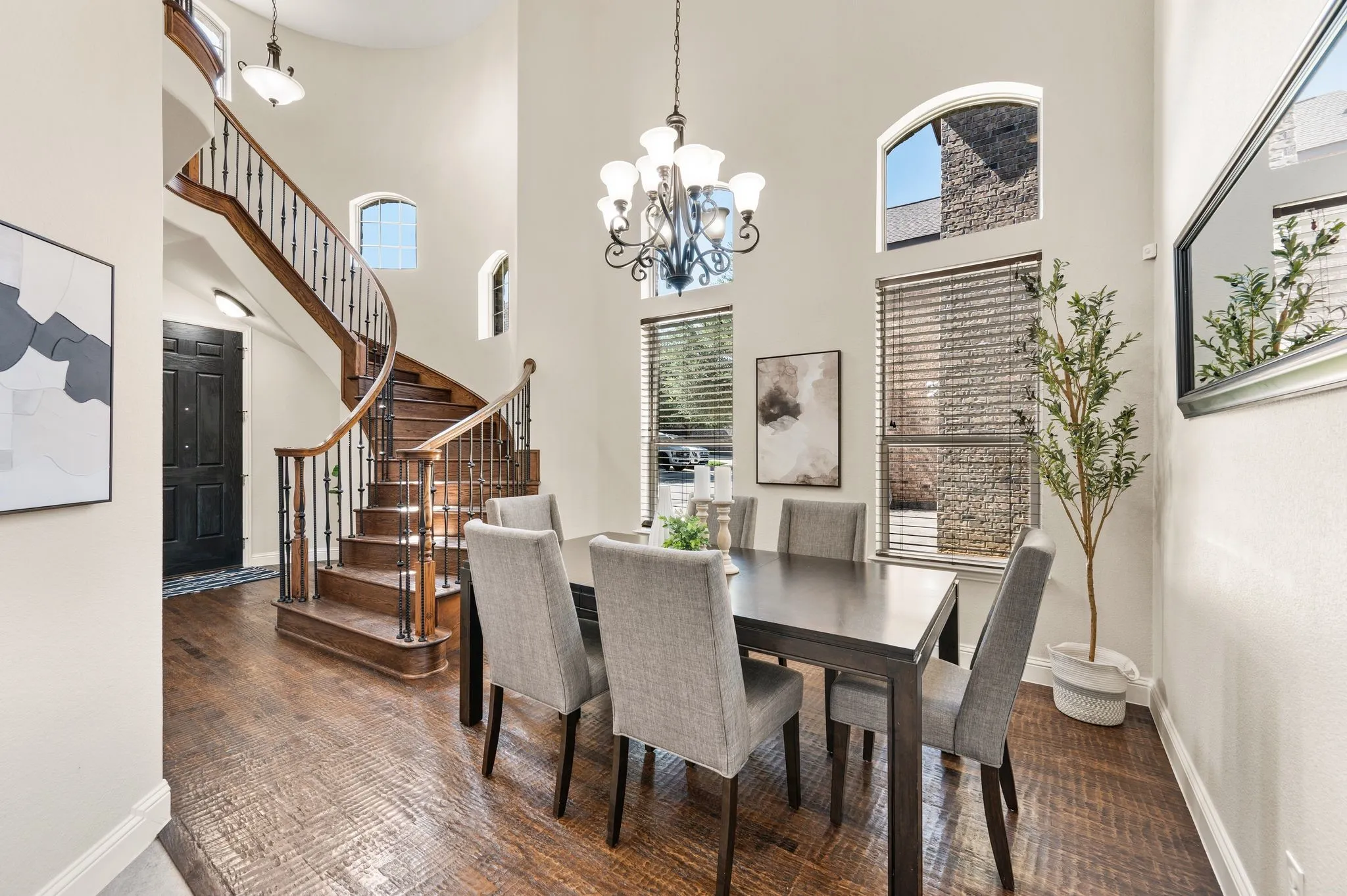 Single Family Residence For Sale in Tarrant County , 7216 E Nirvana Circle, North Richland Hills, Texas 76182, 4 Bedroom, 4 Bathroom, 3 Garage spaces, 3,002 Sqft, built in 2014, mls#21340490, Real Estate Agent in North Richland Hills, Homes For Sale in Tarrant county, Homes For Sale in North Richland Hills, Realtor in North Richland Hills Texas, Real Estate Brokerage Independent Realty Texas, Luminita Cordes Realtor