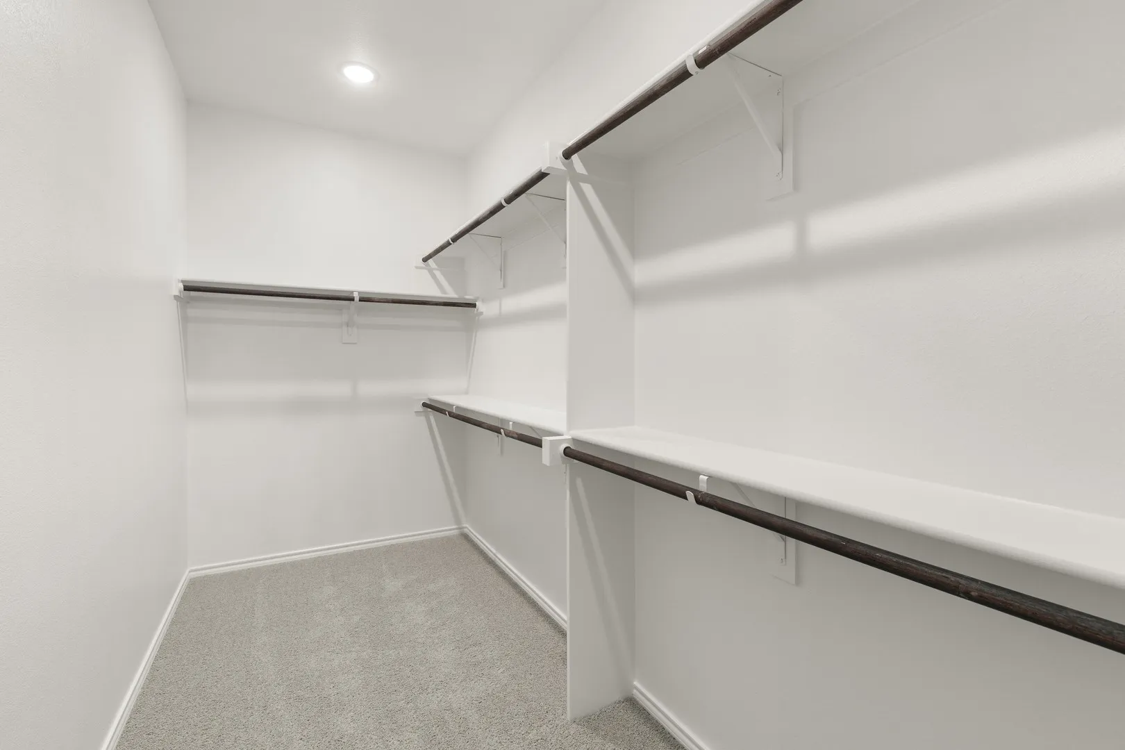 24. 1715 Riverside - Closet