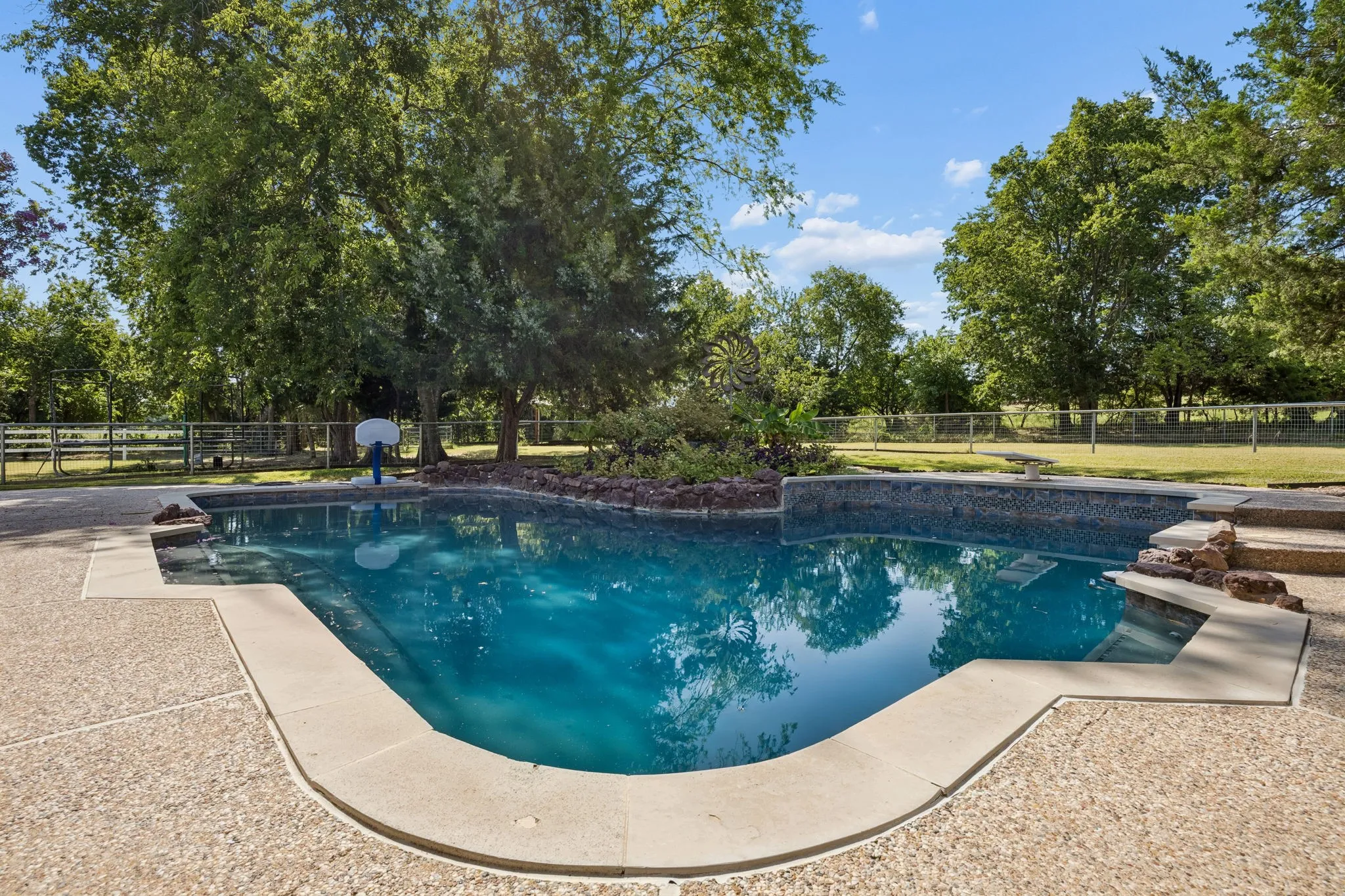 Single Family Residence For Sale in Kaufman County , 15175 Markout Central, Forney, Texas 75126, 6 Bedroom, 5 Bathroom, Garage spaces, 4,663 Sqft, built in 1999, mls#21339940, Real Estate Agent in Forney, Homes For Sale in Kaufman county, Homes For Sale in Forney, Realtor in Forney Texas, Real Estate Brokerage Independent Realty Texas, Luminita Cordes Realtor