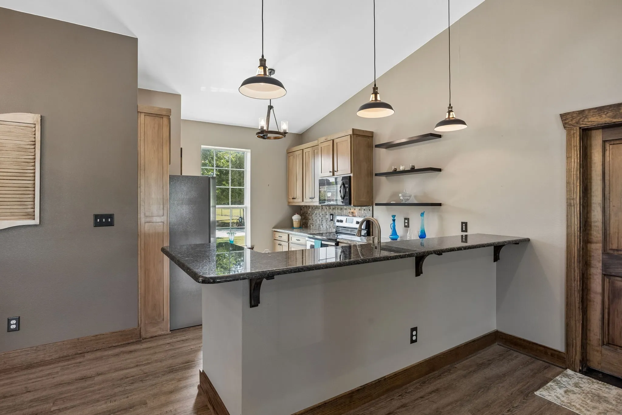 Single Family Residence For Sale in Kaufman County , 15175 Markout Central, Forney, Texas 75126, 6 Bedroom, 5 Bathroom, Garage spaces, 4,663 Sqft, built in 1999, mls#21339940, Real Estate Agent in Forney, Homes For Sale in Kaufman county, Homes For Sale in Forney, Realtor in Forney Texas, Real Estate Brokerage Independent Realty Texas, Luminita Cordes Realtor