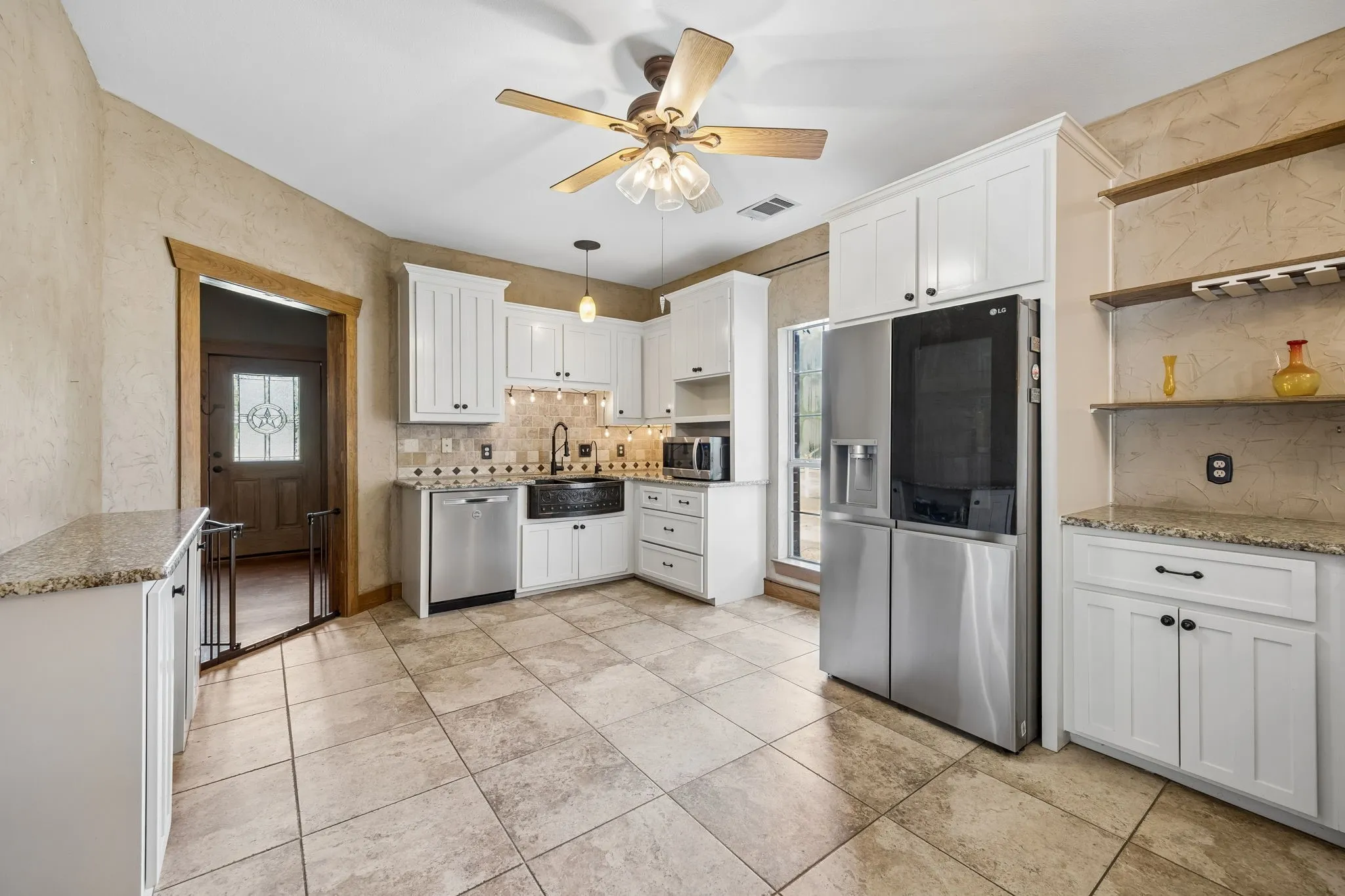 Single Family Residence For Sale in Kaufman County , 15175 Markout Central, Forney, Texas 75126, 6 Bedroom, 5 Bathroom, Garage spaces, 4,663 Sqft, built in 1999, mls#21339940, Real Estate Agent in Forney, Homes For Sale in Kaufman county, Homes For Sale in Forney, Realtor in Forney Texas, Real Estate Brokerage Independent Realty Texas, Luminita Cordes Realtor