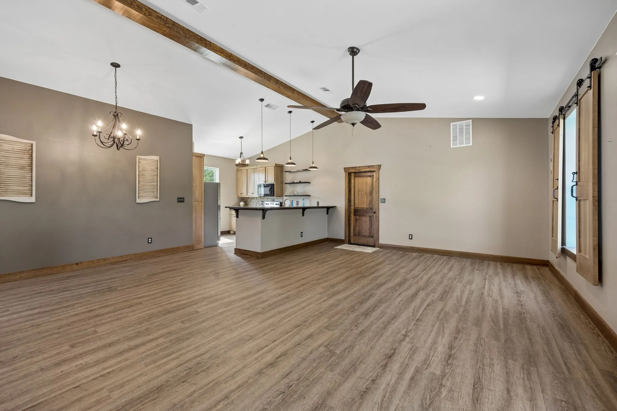 Single Family Residence For Sale in Kaufman County , 15175 Markout Central, Forney, Texas 75126, 6 Bedroom, 5 Bathroom, Garage spaces, 4,663 Sqft, built in 1999, mls#21339940, Real Estate Agent in Forney, Homes For Sale in Kaufman county, Homes For Sale in Forney, Realtor in Forney Texas, Real Estate Brokerage Independent Realty Texas, Luminita Cordes Realtor