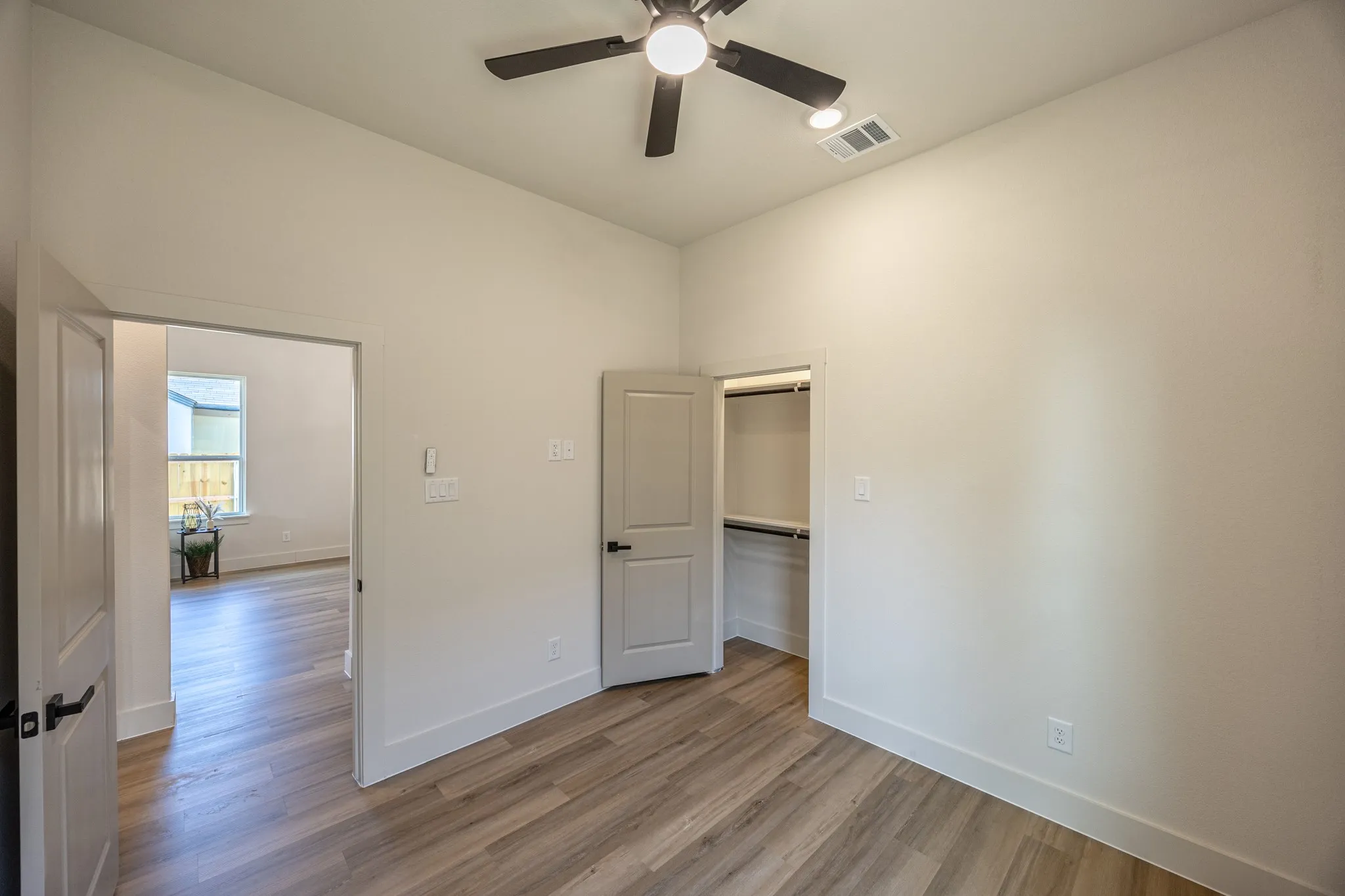 Single Family Residence For Sale in Tarrant County , 903 S Ayers Avenue, Fort Worth, Texas 76103, 4 Bedroom, 2 Bathroom, 2 Garage spaces, 1,690 Sqft, built in 2026, mls#21340499, Real Estate Agent in Fort Worth, Homes For Sale in Tarrant county, Homes For Sale in Fort Worth, Realtor in Fort Worth Texas, Real Estate Brokerage Independent Realty Texas, Luminita Cordes Realtor