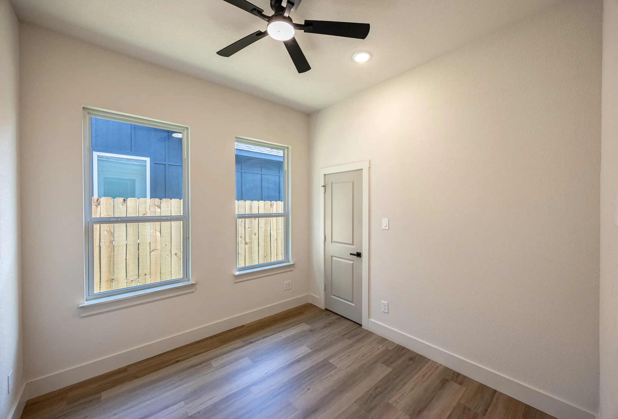 Single Family Residence For Sale in Tarrant County , 903 S Ayers Avenue, Fort Worth, Texas 76103, 4 Bedroom, 2 Bathroom, 2 Garage spaces, 1,690 Sqft, built in 2026, mls#21340499, Real Estate Agent in Fort Worth, Homes For Sale in Tarrant county, Homes For Sale in Fort Worth, Realtor in Fort Worth Texas, Real Estate Brokerage Independent Realty Texas, Luminita Cordes Realtor