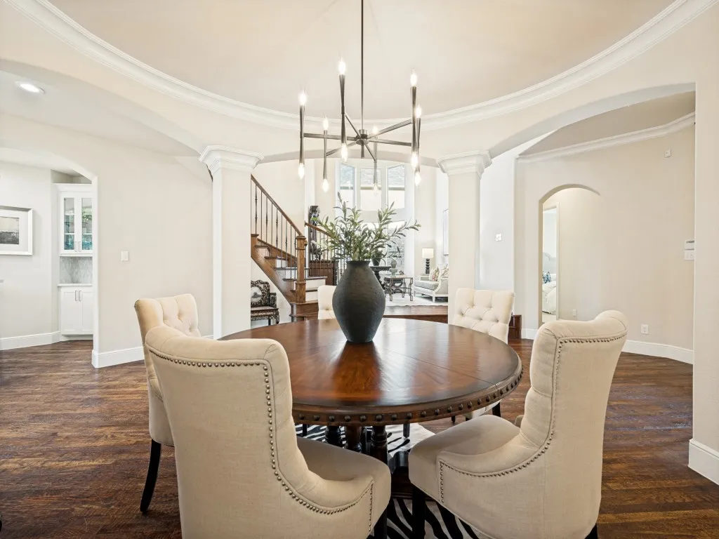 Single Family Residence For Sale in Denton County , 2350 Crest Pointe Place, Frisco, Texas 75034, 5 Bedroom, 4 Bathroom, 2 Garage spaces, 4,863 Sqft, built in 2014, mls#21329998, Real Estate Agent in Frisco, Homes For Sale in Denton county, Homes For Sale in Frisco, Realtor in Frisco Texas, Real Estate Brokerage Independent Realty Texas, Luminita Cordes Realtor