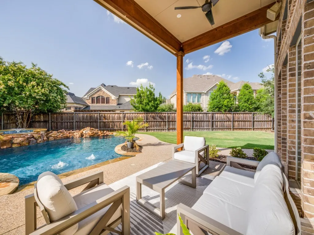 Single Family Residence For Sale in Denton County , 2350 Crest Pointe Place, Frisco, Texas 75034, 5 Bedroom, 4 Bathroom, 2 Garage spaces, 4,863 Sqft, built in 2014, mls#21329998, Real Estate Agent in Frisco, Homes For Sale in Denton county, Homes For Sale in Frisco, Realtor in Frisco Texas, Real Estate Brokerage Independent Realty Texas, Luminita Cordes Realtor