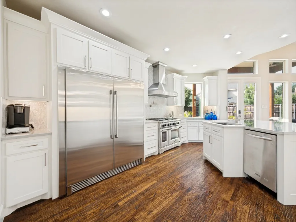 Single Family Residence For Sale in Denton County , 2350 Crest Pointe Place, Frisco, Texas 75034, 5 Bedroom, 4 Bathroom, 2 Garage spaces, 4,863 Sqft, built in 2014, mls#21329998, Real Estate Agent in Frisco, Homes For Sale in Denton county, Homes For Sale in Frisco, Realtor in Frisco Texas, Real Estate Brokerage Independent Realty Texas, Luminita Cordes Realtor