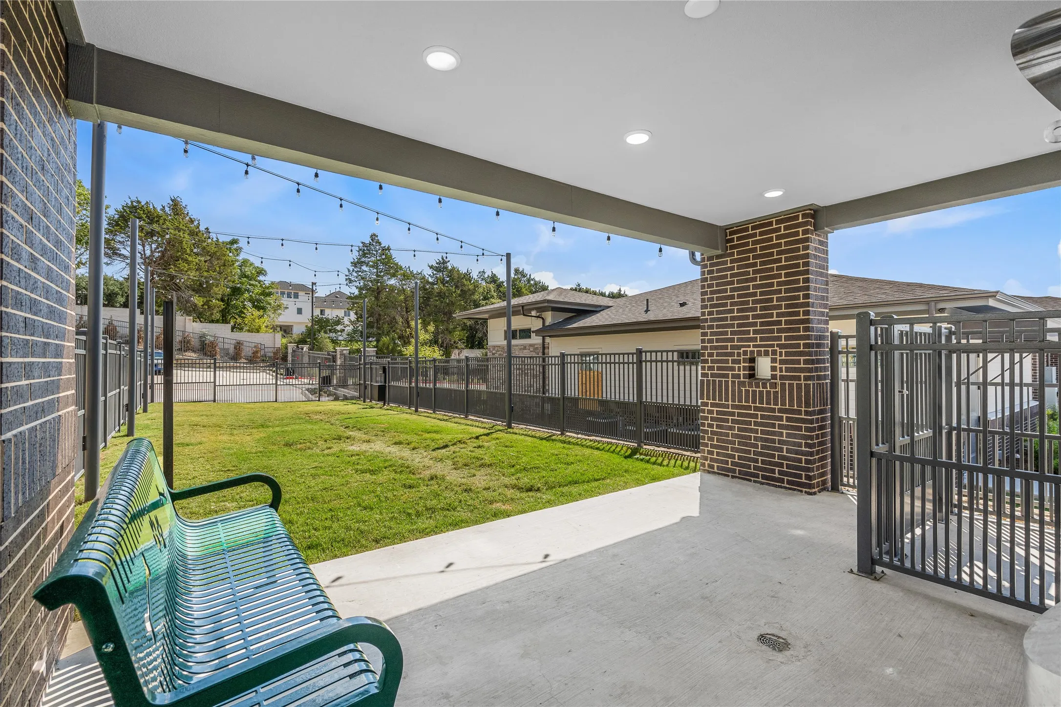Apartment For Rent in Dallas County , 7455 W Camp Wisdom Road 2311, Dallas, Texas 75236, 1 Bedroom, 1 Bathroom, Garage spaces, 640 Sqft, built in 2022, mls#21340562, Real Estate Agent in Dallas, Homes For Rent in Dallas county, Homes For Rent in Dallas, Realtor in Dallas Texas, Real Estate Brokerage Independent Realty Texas, Luminita Cordes Realtor