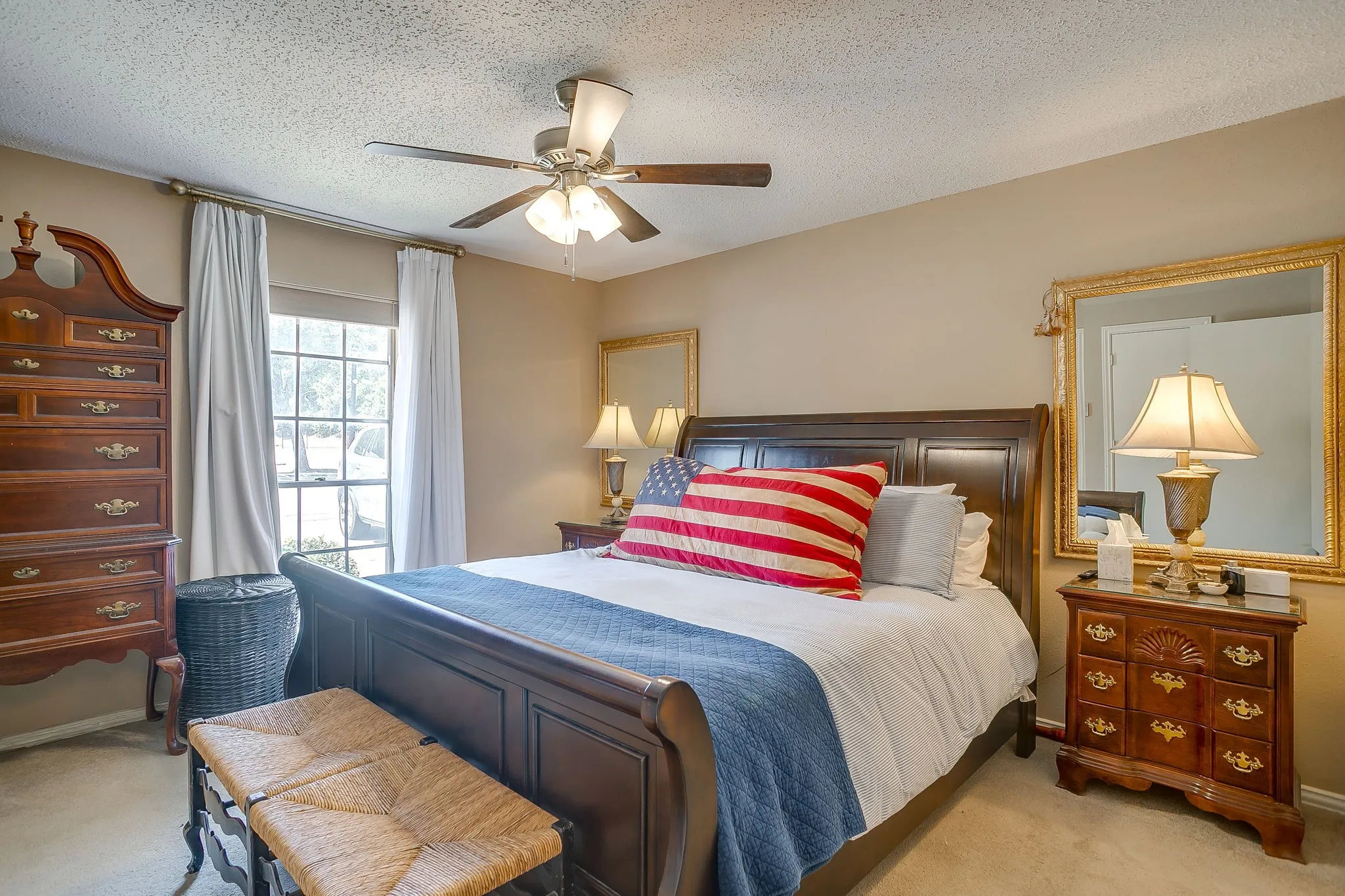 Condominium For Sale in Tarrant County , 937 Roaring Springs Road, Fort Worth, Texas 76114, 2 Bedroom, 2 Bathroom, Garage spaces, 1,042 Sqft, built in 1970, mls#21338527, Real Estate Agent in Fort Worth, Homes For Sale in Tarrant county, Homes For Sale in Fort Worth, Realtor in Fort Worth Texas, Real Estate Brokerage Independent Realty Texas, Luminita Cordes Realtor