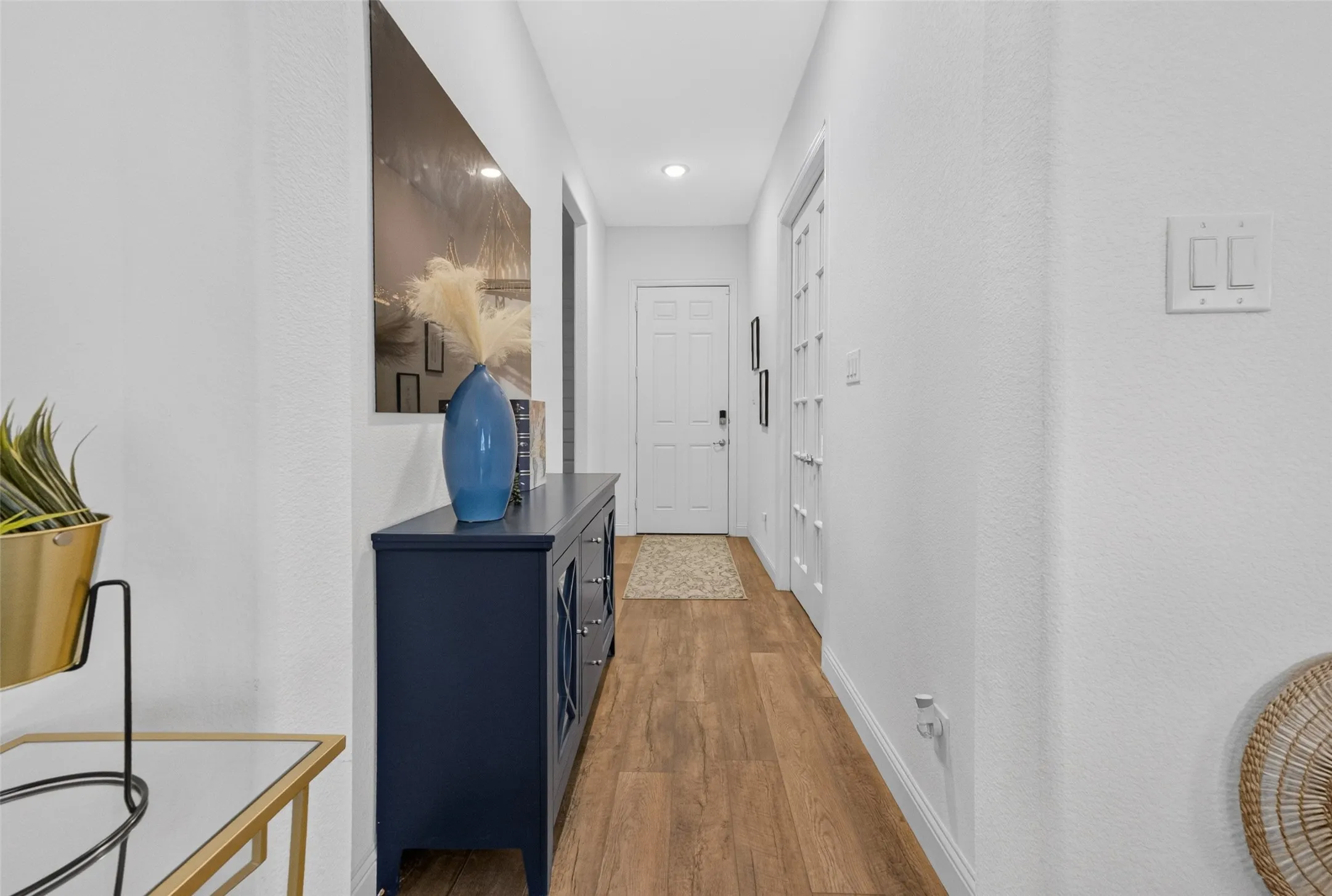 Single Family Residence For Sale in Tarrant County , 7223 Fallen Crest Lane, Arlington, Texas 76001, 3 Bedroom, 3 Bathroom, 2 Garage spaces, 2,268 Sqft, built in 2020, mls#21339514, Real Estate Agent in Arlington, Homes For Sale in Tarrant county, Homes For Sale in Arlington, Realtor in Arlington Texas, Real Estate Brokerage Independent Realty Texas, Luminita Cordes Realtor