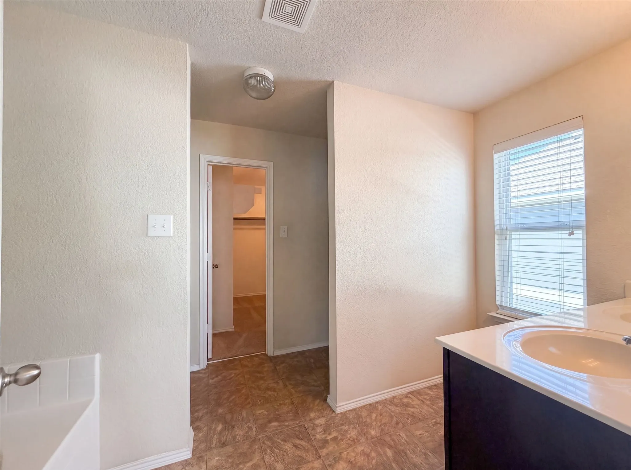 Single Family Residence For Sale in Denton County , 9201 Benevolent Court, Providence Village, Texas 76227, 4 Bedroom, 3 Bathroom, 2 Garage spaces, 2,335 Sqft, built in 2016, mls#21340582, Real Estate Agent in Providence Village, Homes For Sale in Denton county, Homes For Sale in Providence Village, Realtor in Providence Village Texas, Real Estate Brokerage Independent Realty Texas, Luminita Cordes Realtor
