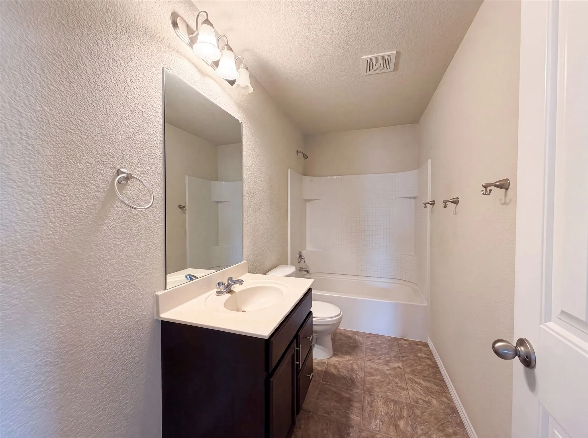 Single Family Residence For Sale in Denton County , 9201 Benevolent Court, Providence Village, Texas 76227, 4 Bedroom, 3 Bathroom, 2 Garage spaces, 2,335 Sqft, built in 2016, mls#21340582, Real Estate Agent in Providence Village, Homes For Sale in Denton county, Homes For Sale in Providence Village, Realtor in Providence Village Texas, Real Estate Brokerage Independent Realty Texas, Luminita Cordes Realtor