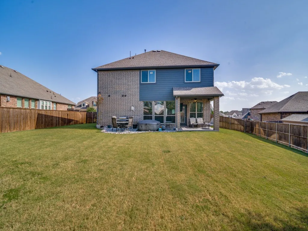 Single Family Residence For Sale in Collin County , 1103 Pheasant Crossing, Wylie, Texas 75098, 5 Bedroom, 4 Bathroom, 3 Garage spaces, 3,300 Sqft, built in 2020, mls#21338644, Real Estate Agent in Wylie, Homes For Sale in Collin county, Homes For Sale in Wylie, Realtor in Wylie Texas, Real Estate Brokerage Independent Realty Texas, Luminita Cordes Realtor