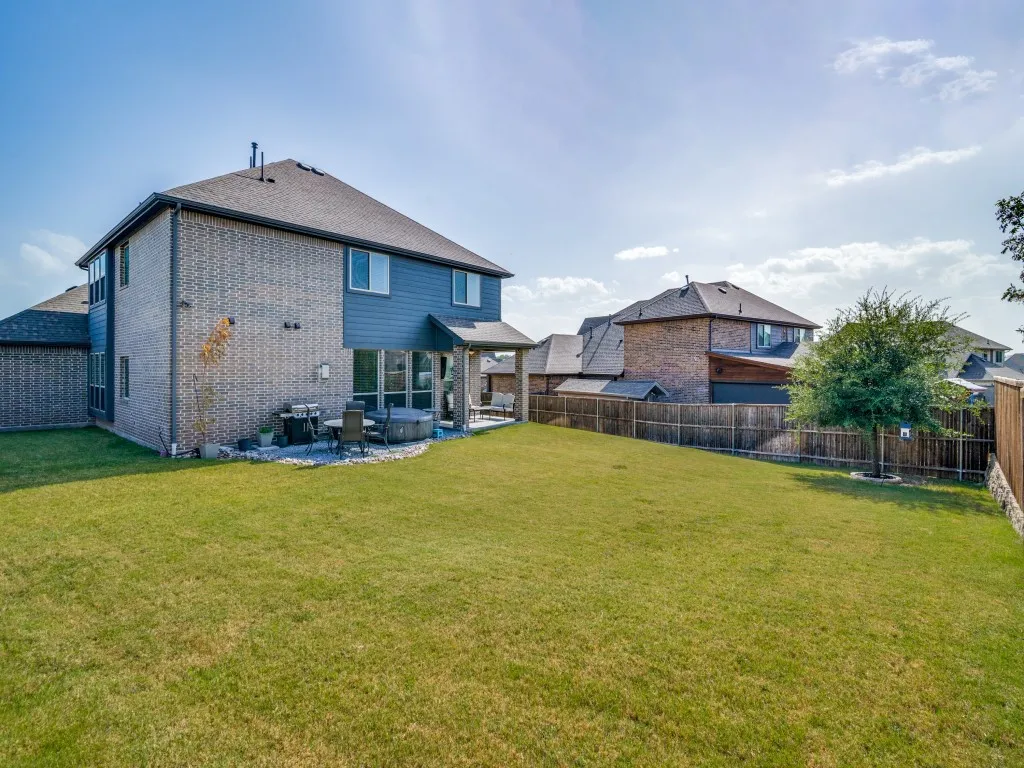 Single Family Residence For Sale in Collin County , 1103 Pheasant Crossing, Wylie, Texas 75098, 5 Bedroom, 4 Bathroom, 3 Garage spaces, 3,300 Sqft, built in 2020, mls#21338644, Real Estate Agent in Wylie, Homes For Sale in Collin county, Homes For Sale in Wylie, Realtor in Wylie Texas, Real Estate Brokerage Independent Realty Texas, Luminita Cordes Realtor