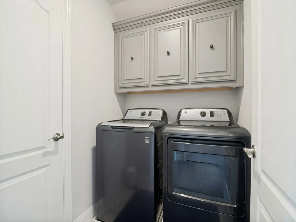 Single Family Residence For Sale in Collin County , 1103 Pheasant Crossing, Wylie, Texas 75098, 5 Bedroom, 4 Bathroom, 3 Garage spaces, 3,300 Sqft, built in 2020, mls#21338644, Real Estate Agent in Wylie, Homes For Sale in Collin county, Homes For Sale in Wylie, Realtor in Wylie Texas, Real Estate Brokerage Independent Realty Texas, Luminita Cordes Realtor