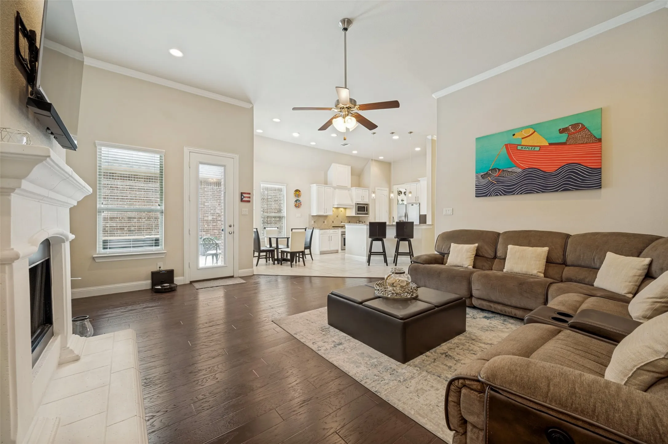 Single Family Residence For Sale in Denton County , 610 Enfield Drive, Frisco, Texas 75036, 4 Bedroom, 3 Bathroom, 2 Garage spaces, 2,704 Sqft, built in 2016, mls#21338222, Real Estate Agent in Frisco, Homes For Sale in Denton county, Homes For Sale in Frisco, Realtor in Frisco Texas, Real Estate Brokerage Independent Realty Texas, Luminita Cordes Realtor