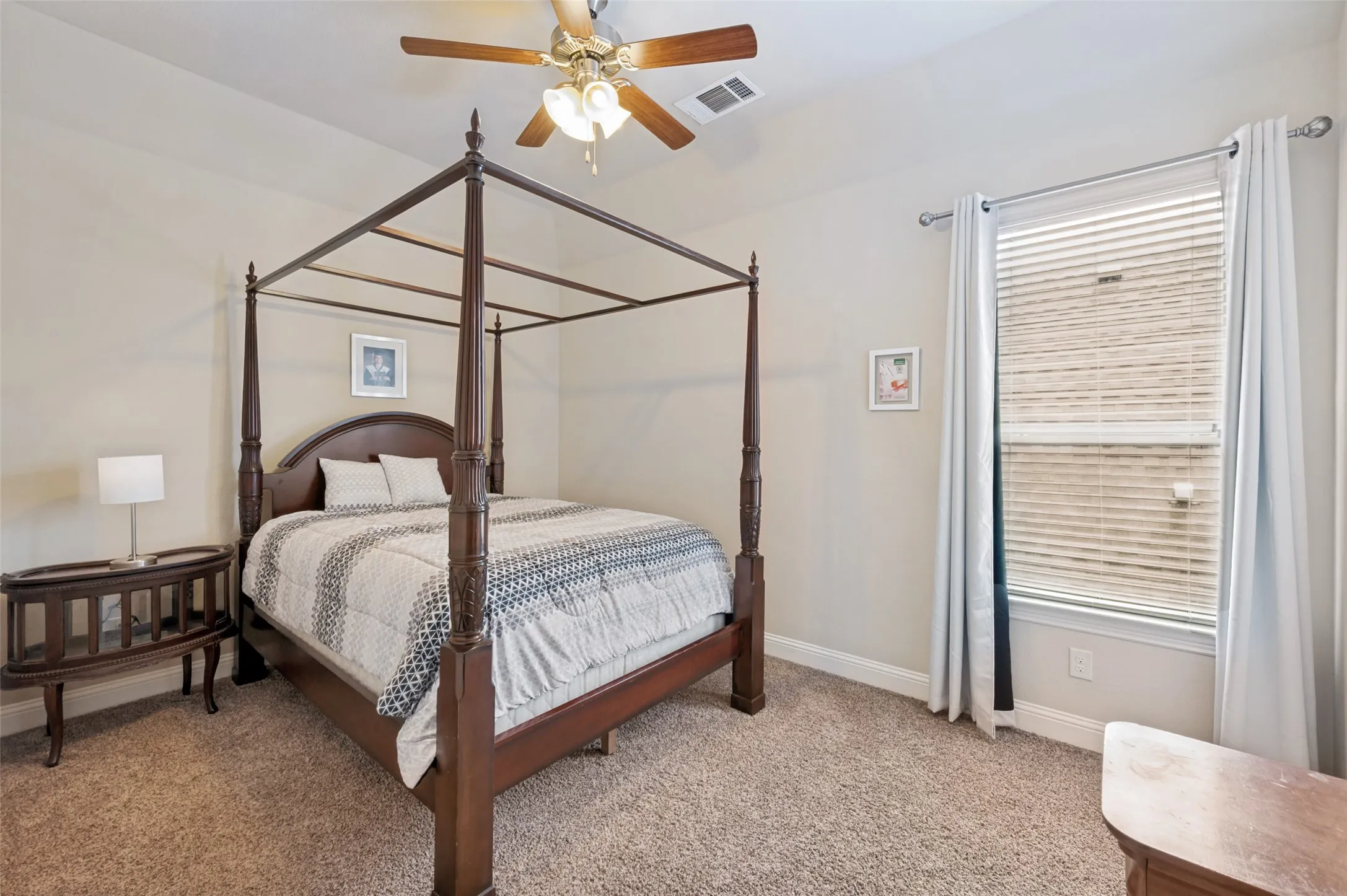 Single Family Residence For Sale in Denton County , 610 Enfield Drive, Frisco, Texas 75036, 4 Bedroom, 3 Bathroom, 2 Garage spaces, 2,704 Sqft, built in 2016, mls#21338222, Real Estate Agent in Frisco, Homes For Sale in Denton county, Homes For Sale in Frisco, Realtor in Frisco Texas, Real Estate Brokerage Independent Realty Texas, Luminita Cordes Realtor