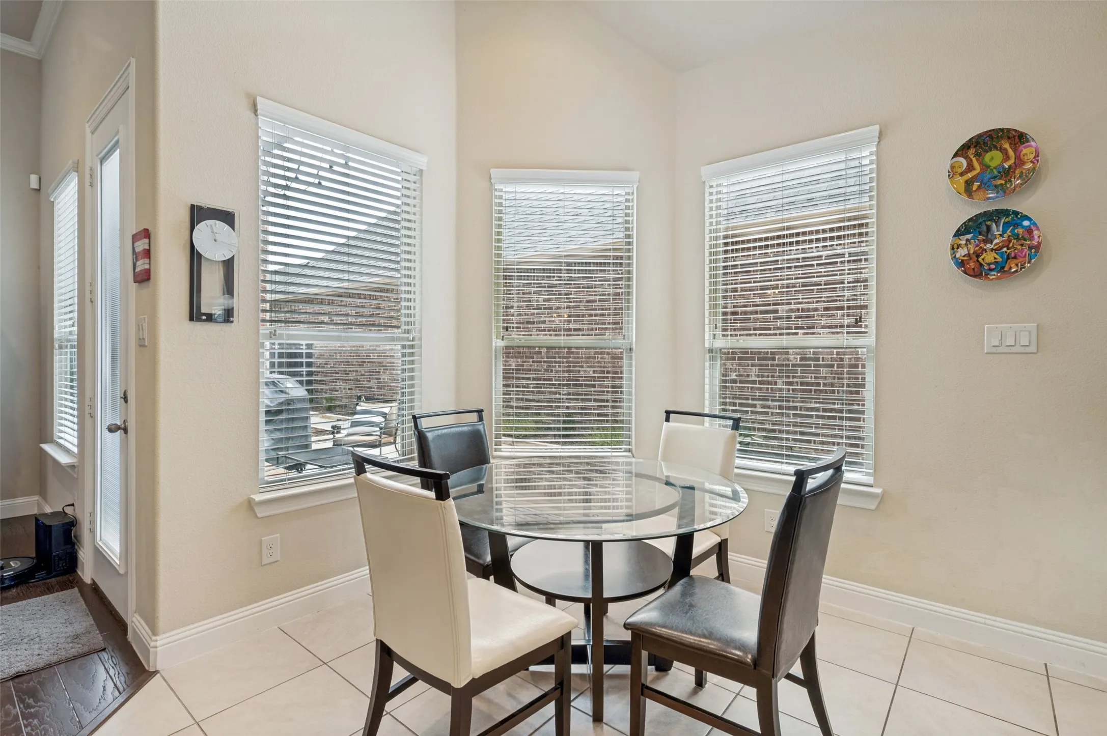 Single Family Residence For Sale in Denton County , 610 Enfield Drive, Frisco, Texas 75036, 4 Bedroom, 3 Bathroom, 2 Garage spaces, 2,704 Sqft, built in 2016, mls#21338222, Real Estate Agent in Frisco, Homes For Sale in Denton county, Homes For Sale in Frisco, Realtor in Frisco Texas, Real Estate Brokerage Independent Realty Texas, Luminita Cordes Realtor