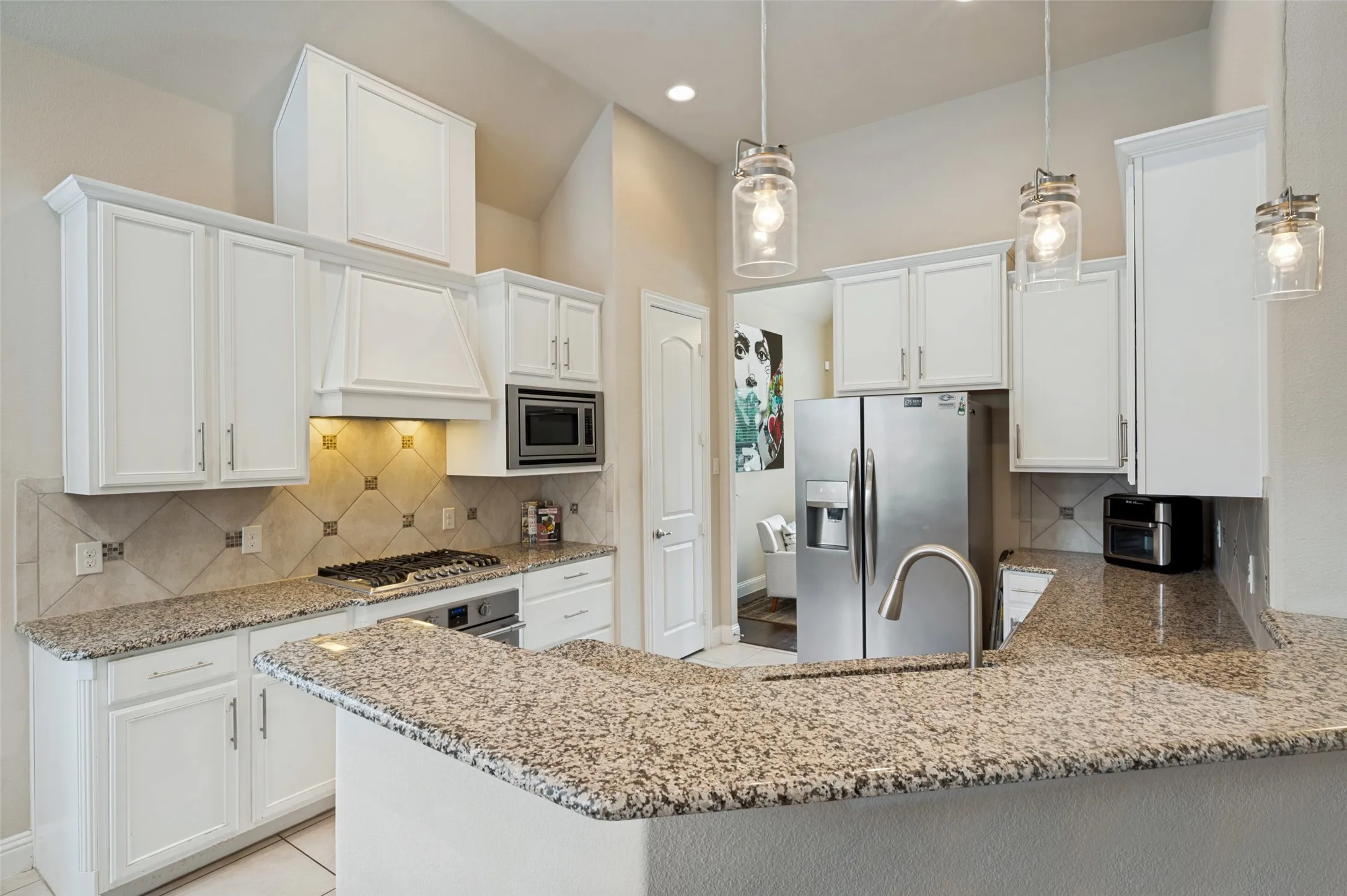 Single Family Residence For Sale in Denton County , 610 Enfield Drive, Frisco, Texas 75036, 4 Bedroom, 3 Bathroom, 2 Garage spaces, 2,704 Sqft, built in 2016, mls#21338222, Real Estate Agent in Frisco, Homes For Sale in Denton county, Homes For Sale in Frisco, Realtor in Frisco Texas, Real Estate Brokerage Independent Realty Texas, Luminita Cordes Realtor