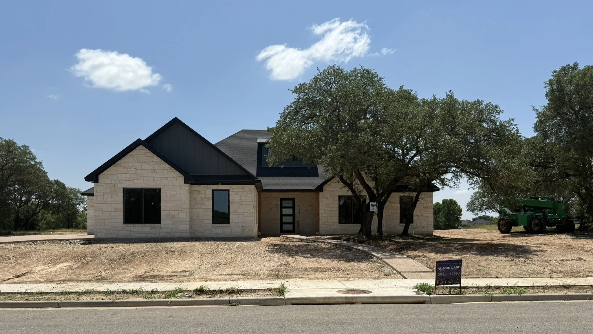 Single Family Residence For Sale in Mc Lennan County , 8105 Spicewood Springs Road, Waco, Texas 76633, 4 Bedroom, 4 Bathroom, 3 Garage spaces, 2,892 Sqft, built in 2026, mls#21340206, Real Estate Agent in Waco, Homes For Sale in Mc Lennan county, Homes For Sale in Waco, Realtor in Waco Texas, Real Estate Brokerage Independent Realty Texas, Luminita Cordes Realtor