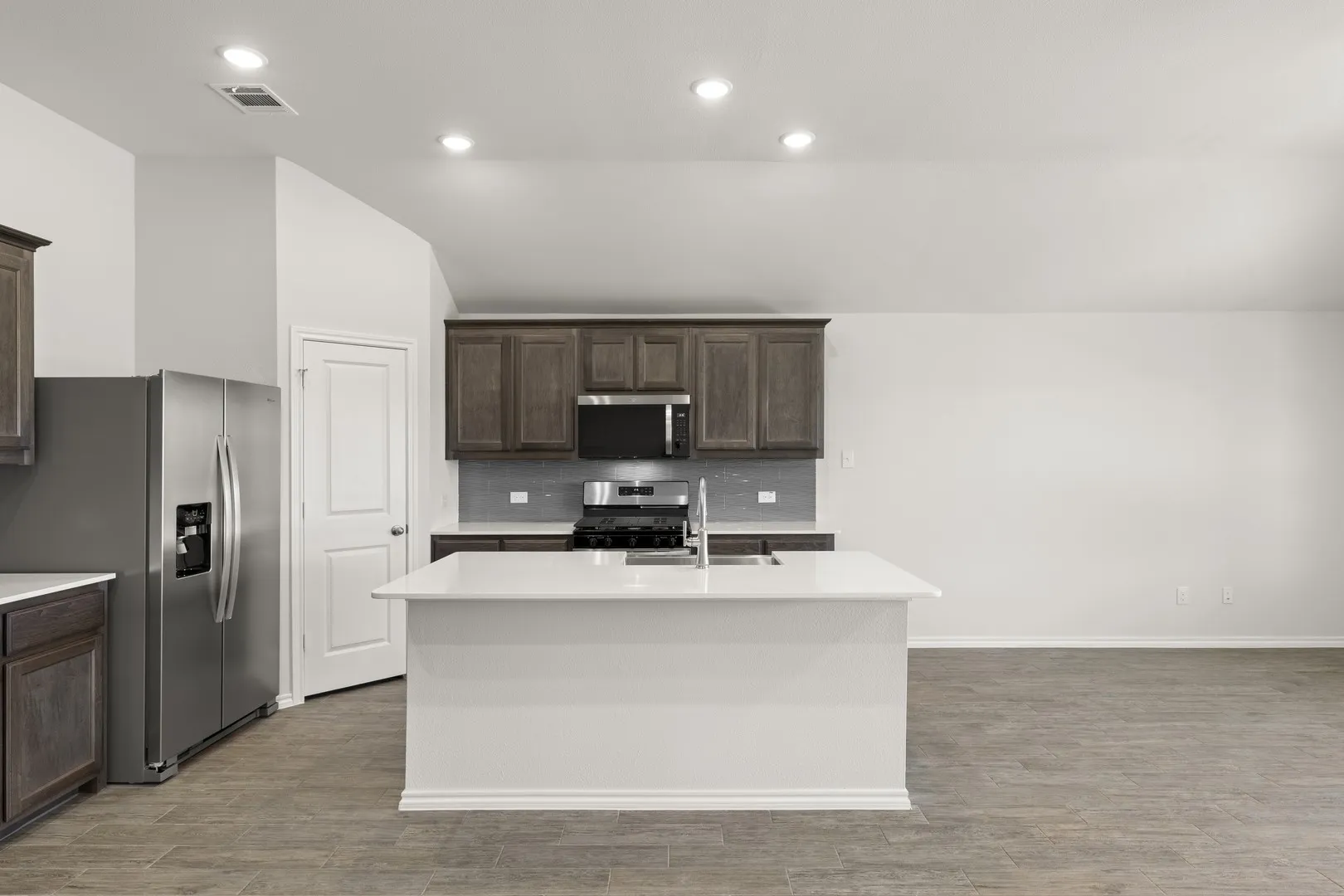 11. 223 Van Horn - Kitchen