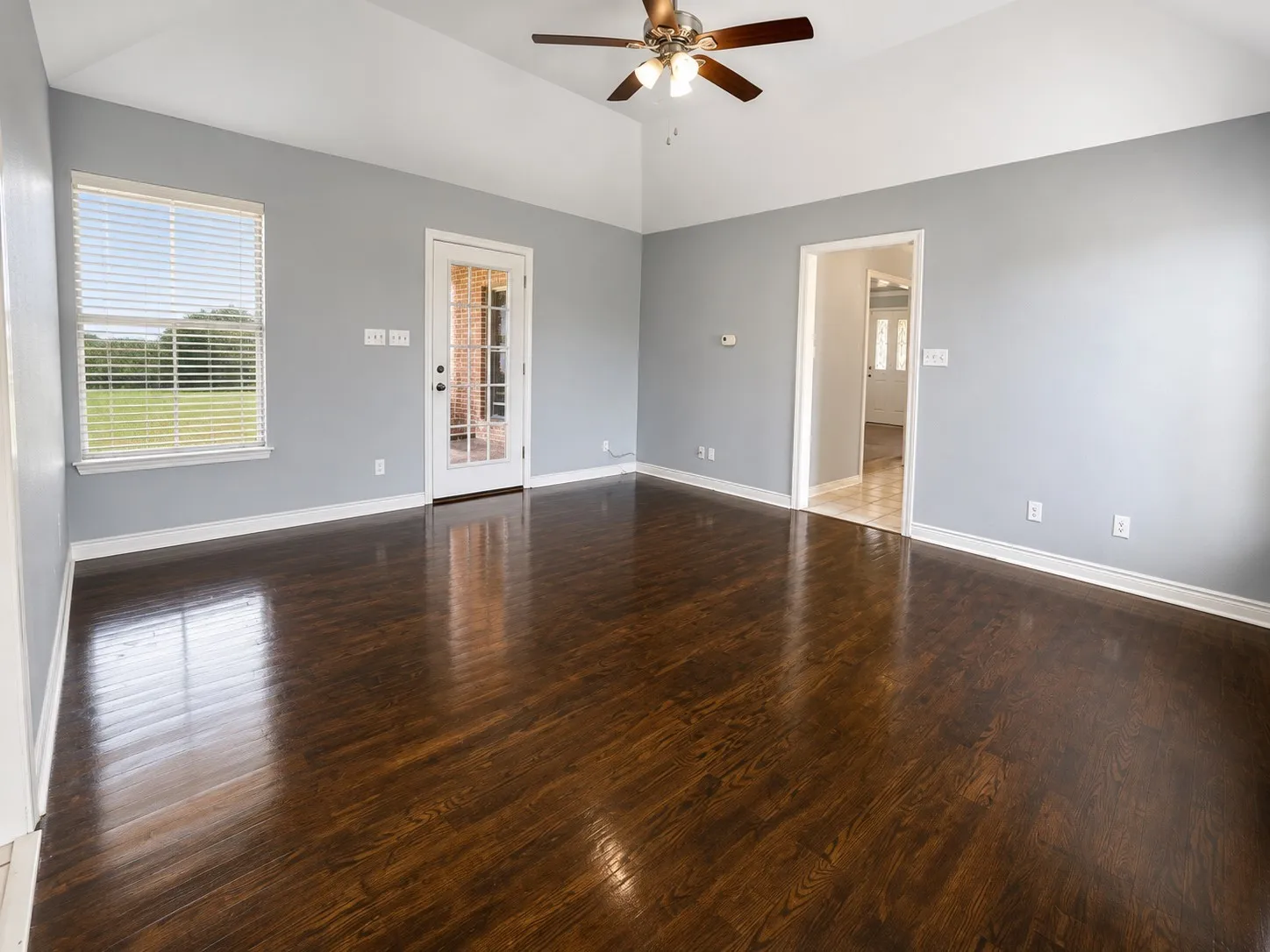 Single Family Residence For Rent in Wise County , 177 County Road 4917, Newark, Texas 76071, 3 Bedrooms, 3 Bathrooms, 4 Garage spaces, 2,387 Sqft, built in 1988, Price $3,500, mls#21340610, Real Estate Agent in Newark, Homes For Rent in Wise county, Homes For Rent in Newark, Realtor in Newark Texas, Real Estate Brokerage Independent Realty Texas, Luminita Cordes Realtor