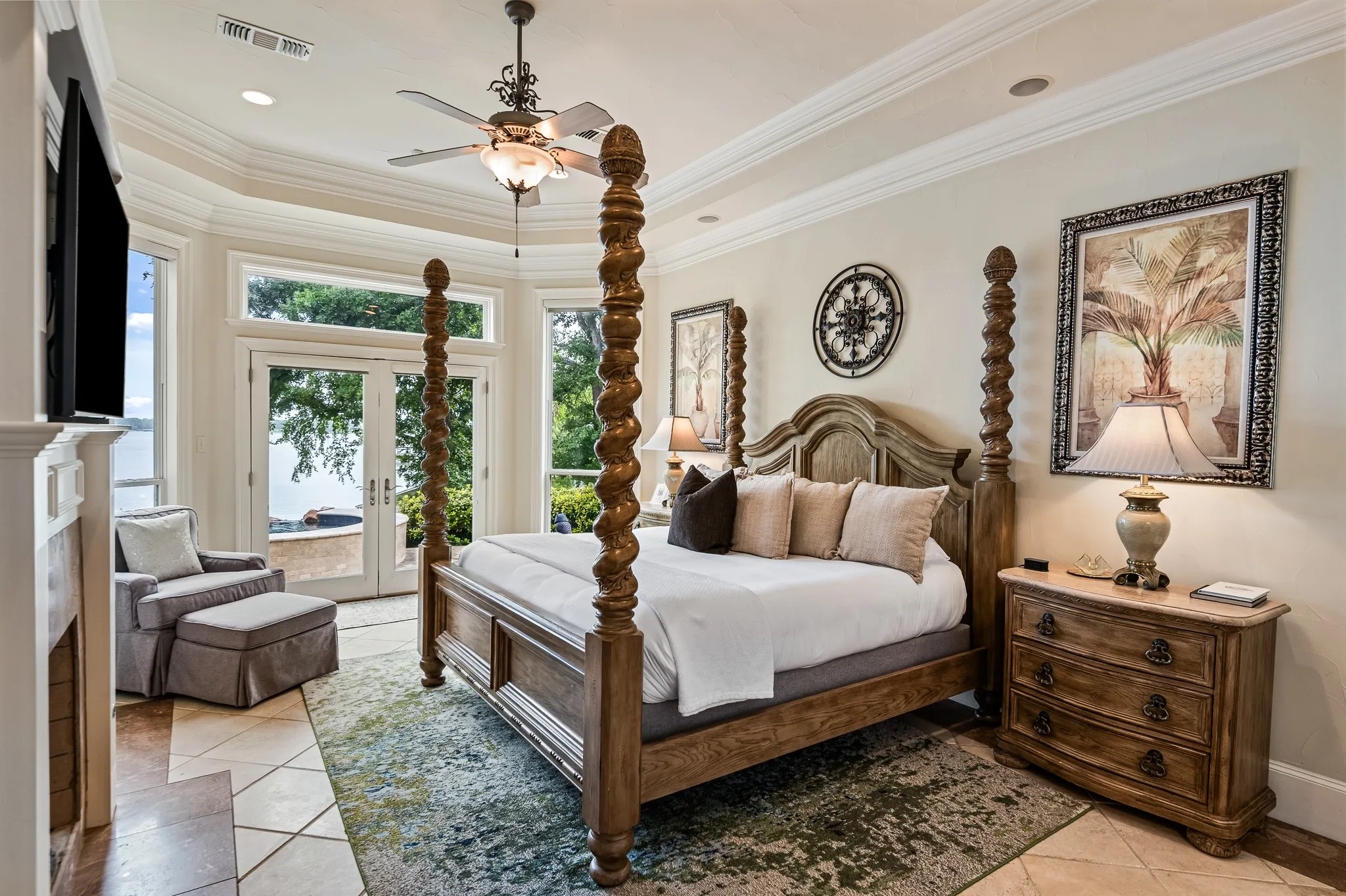 Single Family Residence For Sale in Henderson County , 3637 County Road 4804, Athens, Texas 75752, 5 Bedrooms, 6 Bathrooms, 2 Garage spaces, 7,841 Sqft, built in 2002, Price $3,495,000, mls#21340615, Real Estate Agent in Athens, Homes For Sale in Henderson county, Homes For Sale in Athens, Realtor in Athens Texas, Real Estate Brokerage Independent Realty Texas, Luminita Cordes Realtor