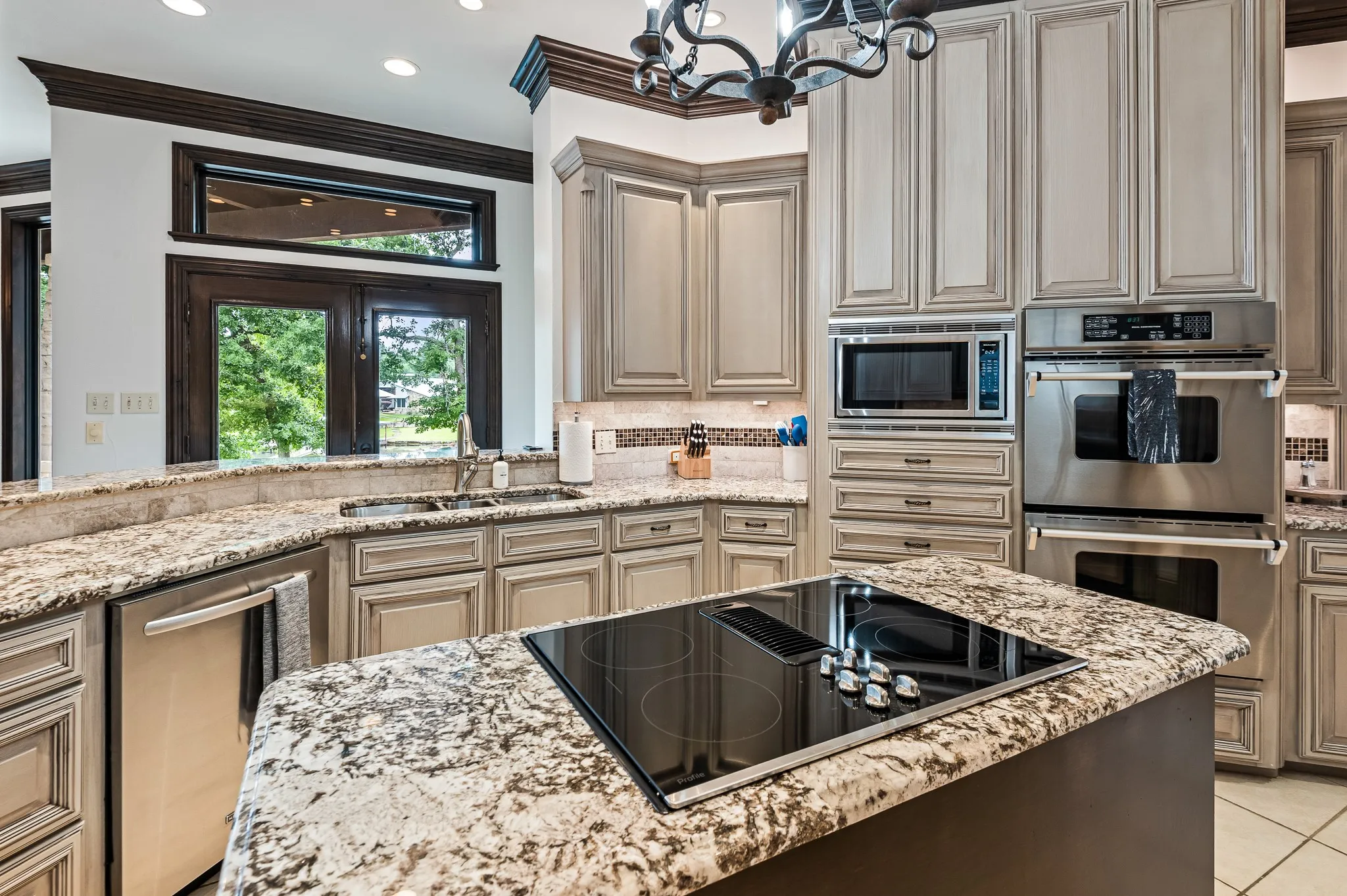 Single Family Residence For Sale in Henderson County , 3637 County Road 4804, Athens, Texas 75752, 5 Bedrooms, 6 Bathrooms, 2 Garage spaces, 7,841 Sqft, built in 2002, Price $3,495,000, mls#21340615, Real Estate Agent in Athens, Homes For Sale in Henderson county, Homes For Sale in Athens, Realtor in Athens Texas, Real Estate Brokerage Independent Realty Texas, Luminita Cordes Realtor