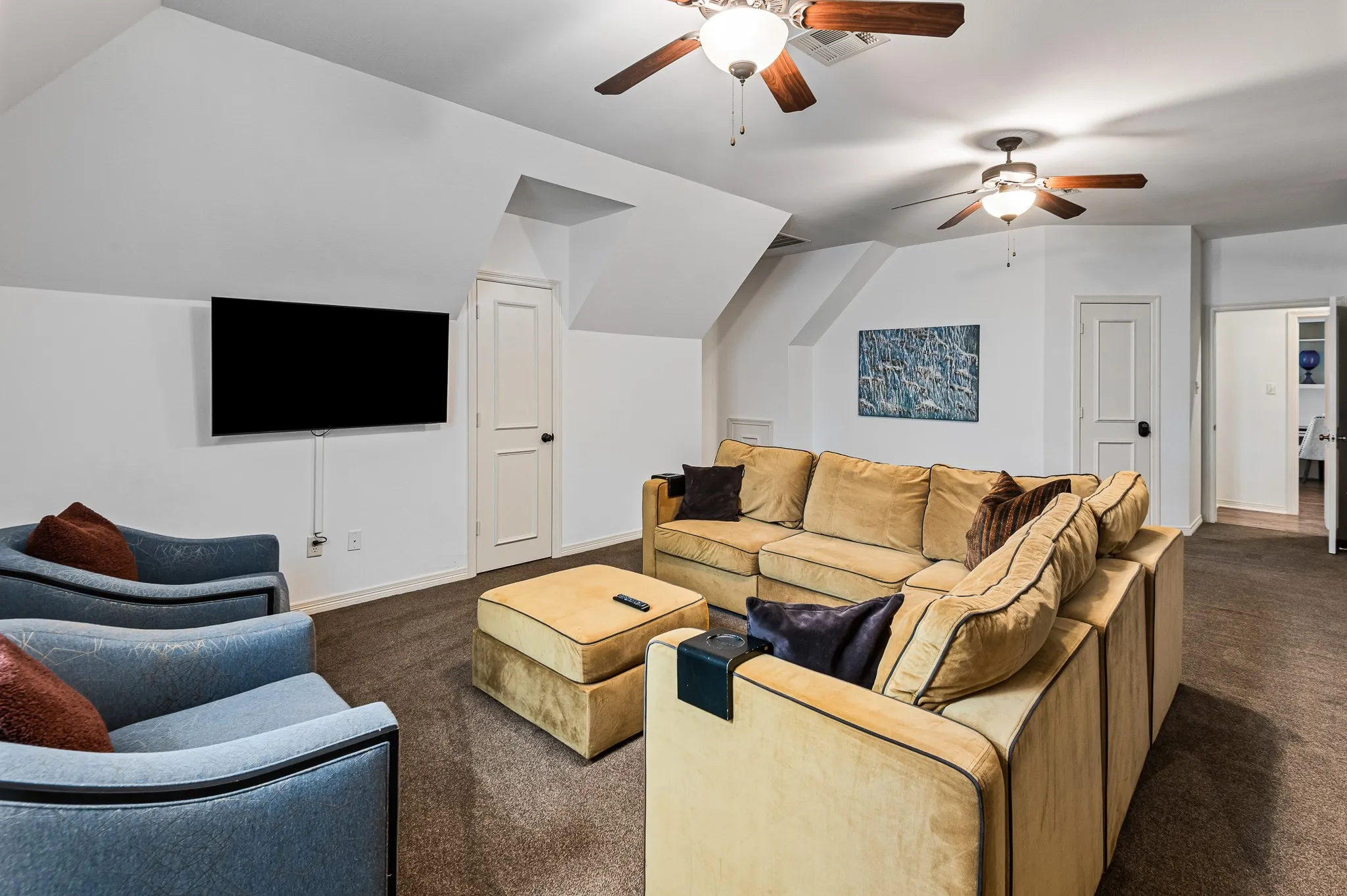 Single Family Residence For Sale in Henderson County , 3637 County Road 4804, Athens, Texas 75752, 5 Bedrooms, 6 Bathrooms, 2 Garage spaces, 7,841 Sqft, built in 2002, Price $3,495,000, mls#21340615, Real Estate Agent in Athens, Homes For Sale in Henderson county, Homes For Sale in Athens, Realtor in Athens Texas, Real Estate Brokerage Independent Realty Texas, Luminita Cordes Realtor