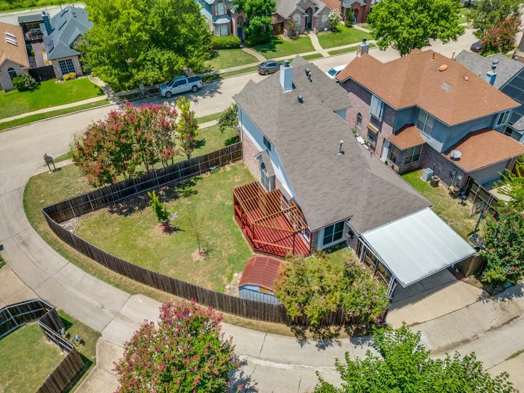 Single Family Residence For Sale in Dallas County , 6913 Conestoga Drive, Rowlett, Texas 75089, 3 Bedroom, 3 Bathroom, 2 Garage spaces, 1,917 Sqft, built in 1991, mls#21339903, Real Estate Agent in Rowlett, Homes For Sale in Dallas county, Homes For Sale in Rowlett, Realtor in Rowlett Texas, Real Estate Brokerage Independent Realty Texas, Luminita Cordes Realtor