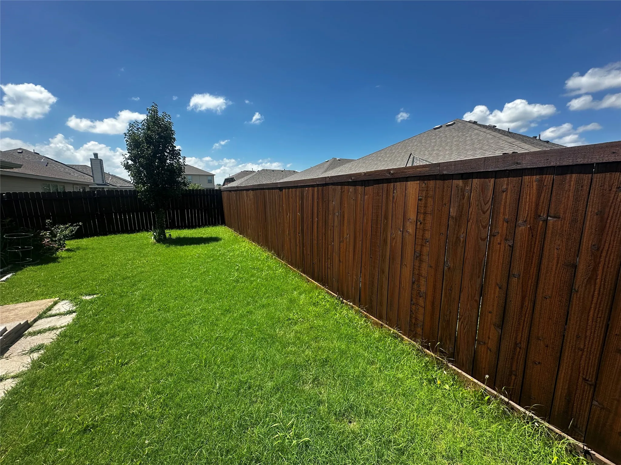 Single Family Residence For Sale in Collin County , 125 Meadow Crest Drive, Princeton, Texas 75407, 3 Bedroom, 2 Bathroom, 2 Garage spaces, 1,873 Sqft, built in 2012, mls#21340063, Real Estate Agent in Princeton, Homes For Sale in Collin county, Homes For Sale in Princeton, Realtor in Princeton Texas, Real Estate Brokerage Independent Realty Texas, Luminita Cordes Realtor