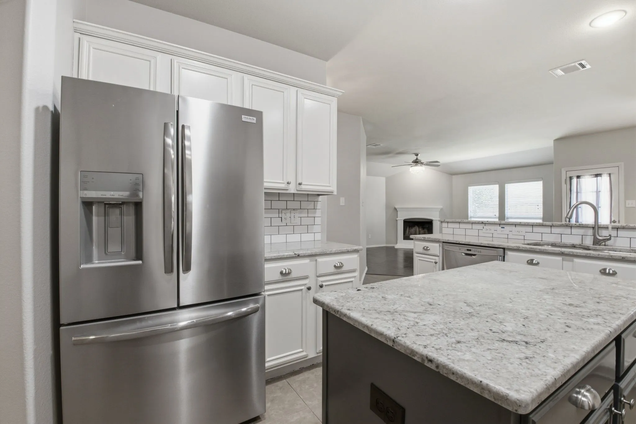 Single Family Residence For Sale in Collin County , 125 Meadow Crest Drive, Princeton, Texas 75407, 3 Bedroom, 2 Bathroom, 2 Garage spaces, 1,873 Sqft, built in 2012, mls#21340063, Real Estate Agent in Princeton, Homes For Sale in Collin county, Homes For Sale in Princeton, Realtor in Princeton Texas, Real Estate Brokerage Independent Realty Texas, Luminita Cordes Realtor