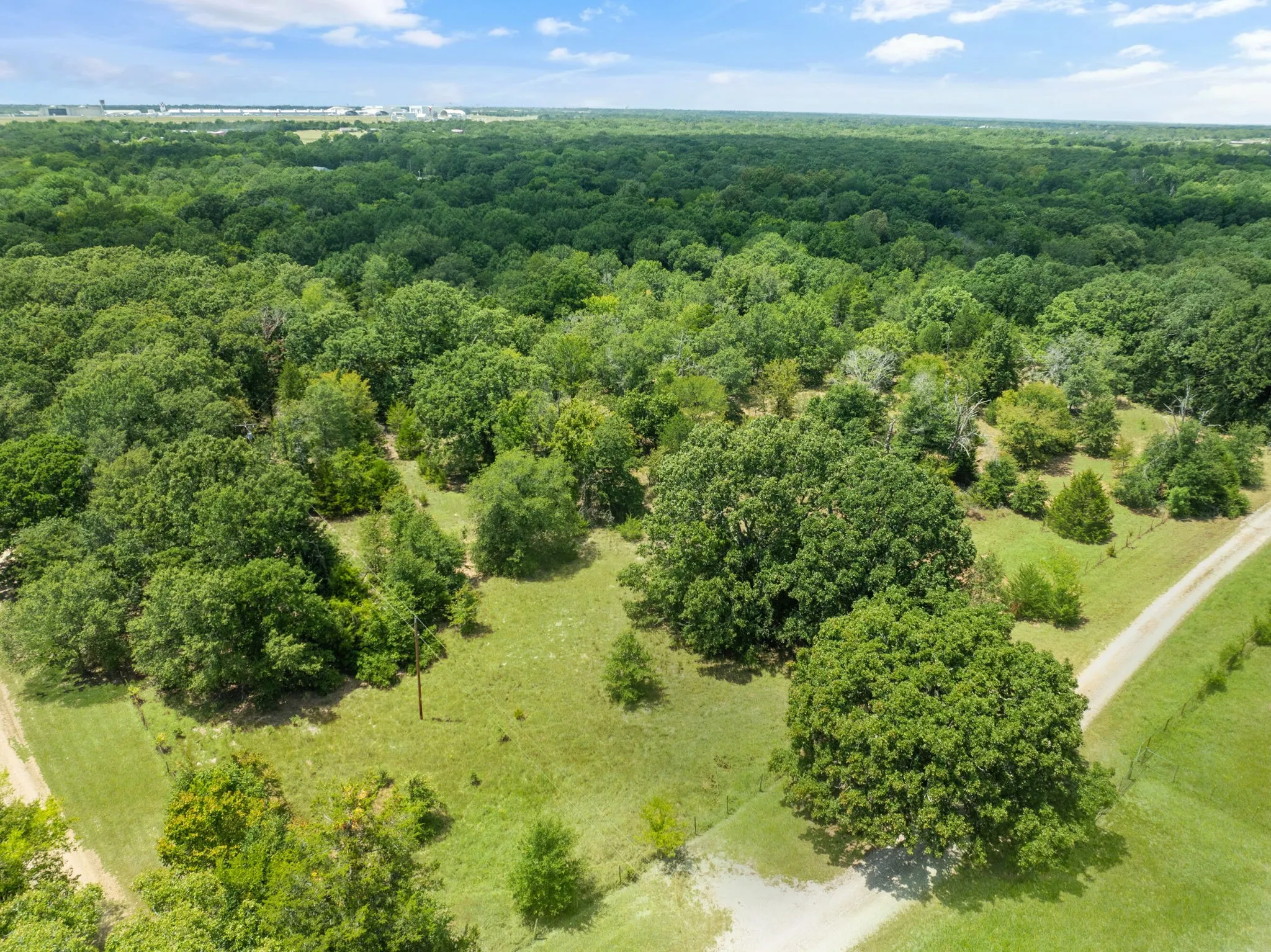 Unimproved Land For Sale in Hunt County , 0 TBD Hare Lane 11 Acre, Greenville, Texas 75402, 0, 0, Garage spaces, 0 Sqft, built in 0, mls#21340068, Real Estate Agent in Greenville, Homes For Sale in Hunt county, Homes For Sale in Greenville, Realtor in Greenville Texas, Real Estate Brokerage Independent Realty Texas, Luminita Cordes Realtor
