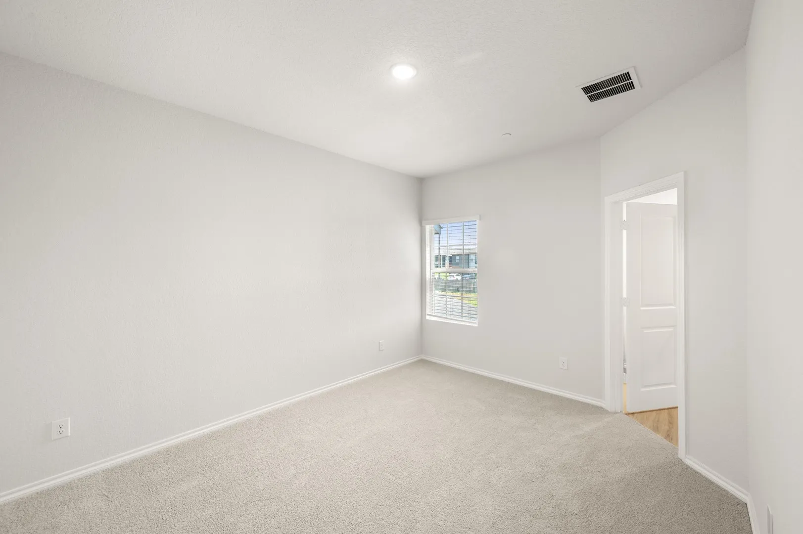 4504 Avion- Primary Suite